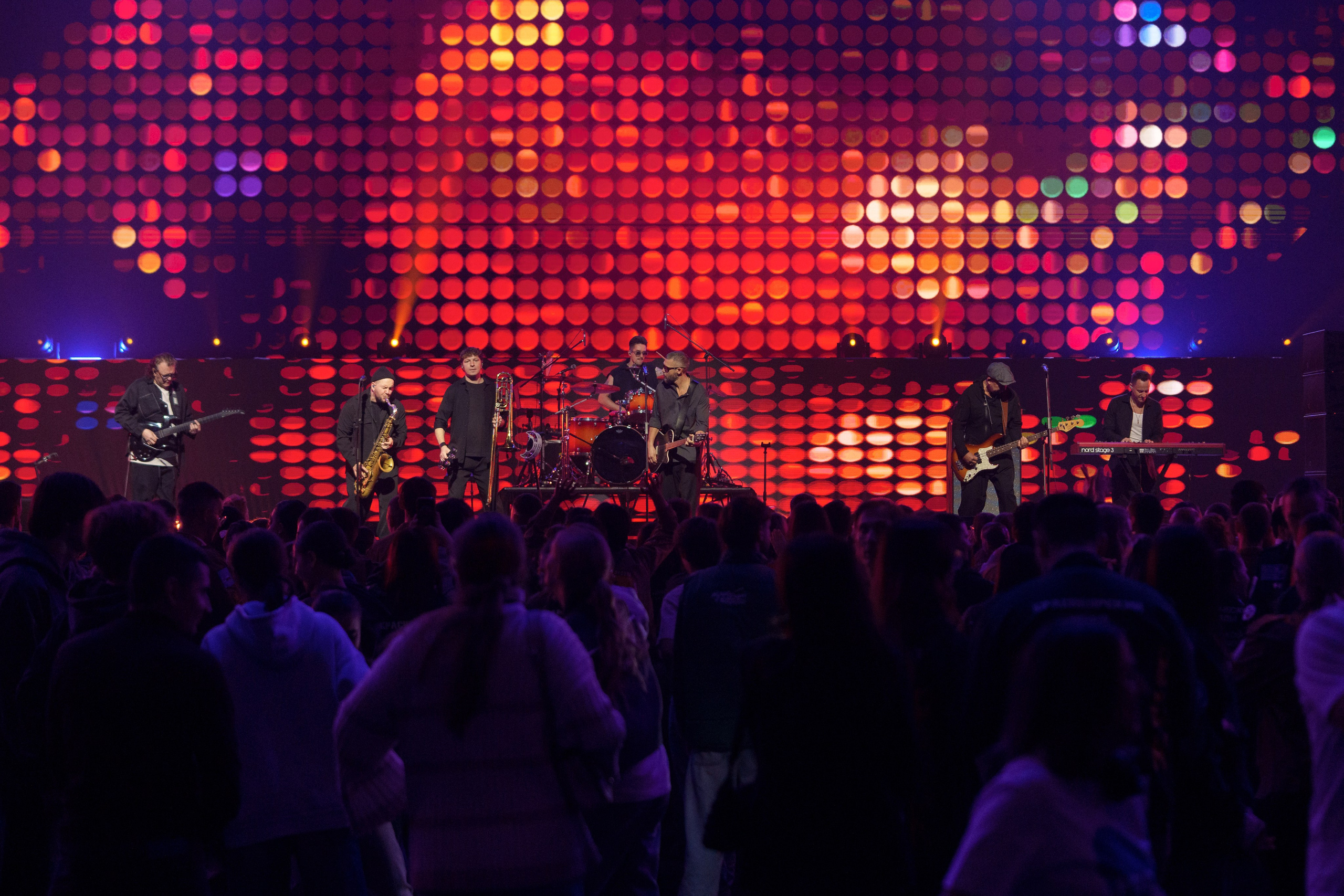 Концерт Uma2rman. Репортажный фотограф Красноярск Алекс Чампакхам