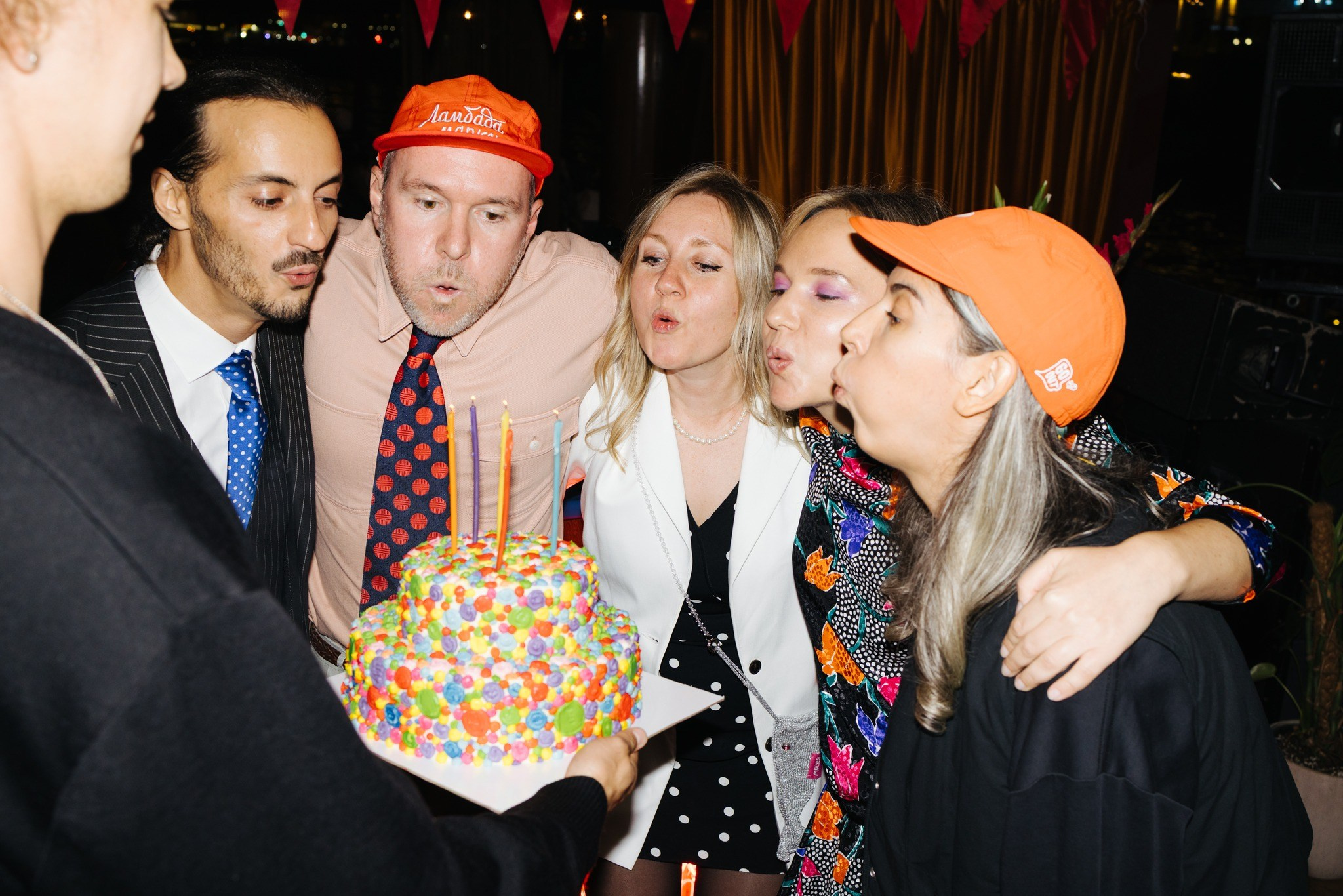 «Ламбаде» 16 лет! Праздничный круиз «Горошек». Фотоотчеты «Ламбада-маркета»