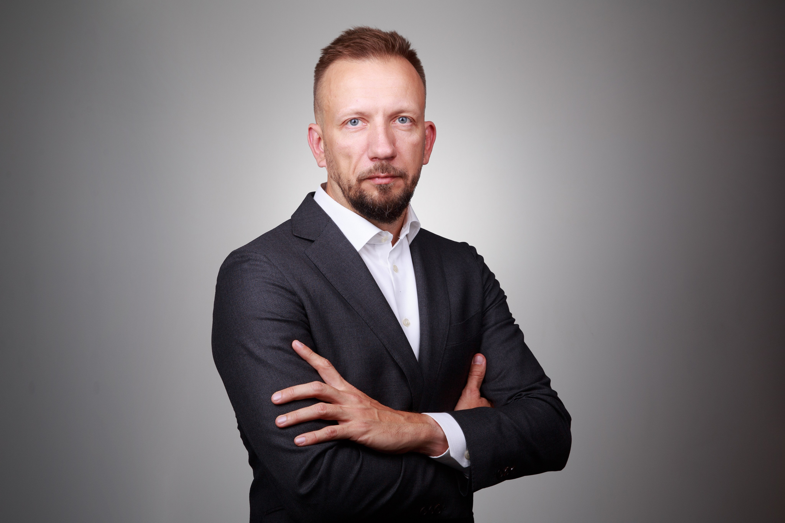 Бизнес-портрет в Москве — профессиональная фотосъёмка для вашего имиджа. Фотограф в Москве Владимир Осиченко — портреты, мероприятия, репортажи