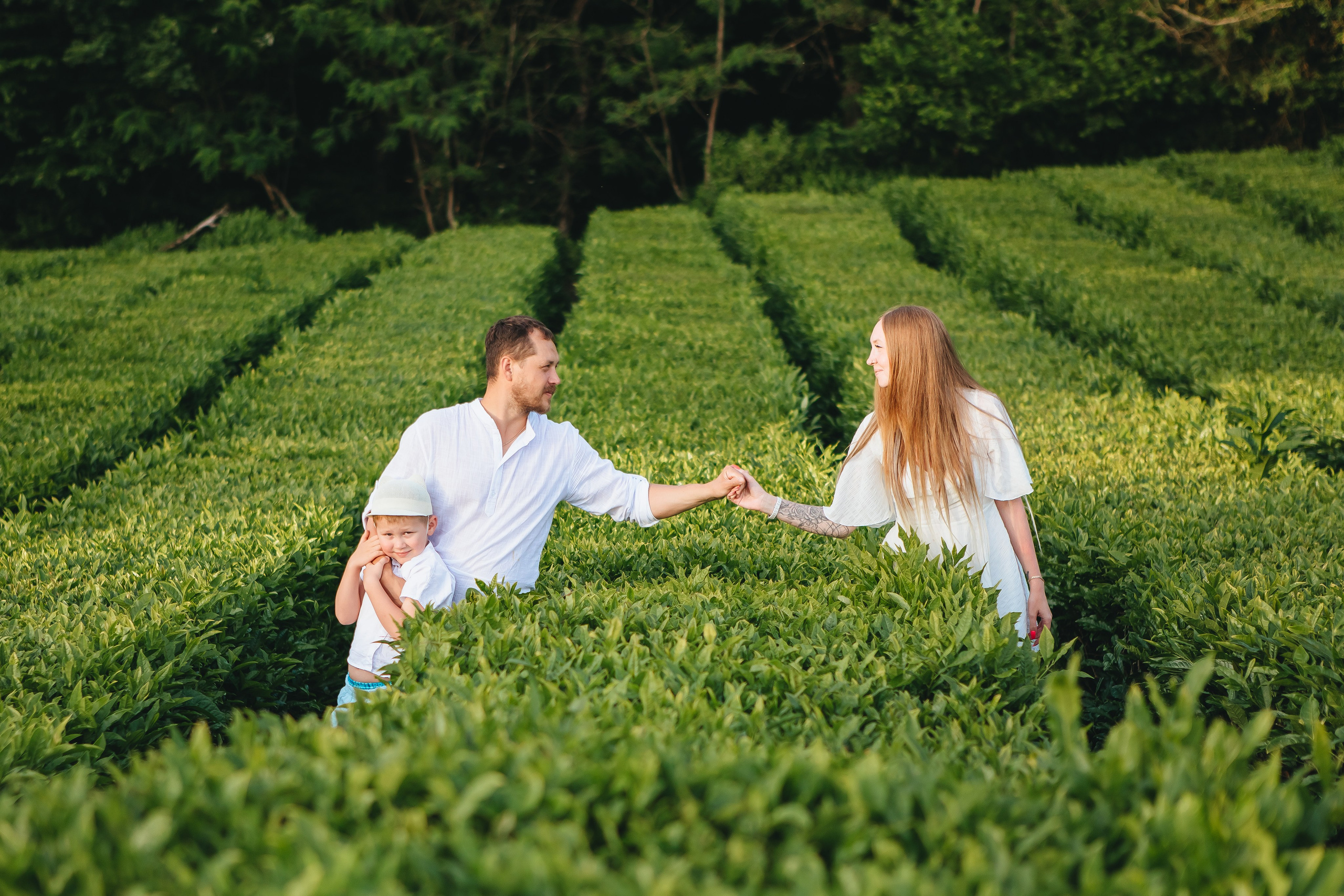 Мир глазами ребенка. Семейный и свадебный фотограф Сочи Адлер Сириус Красная поляна