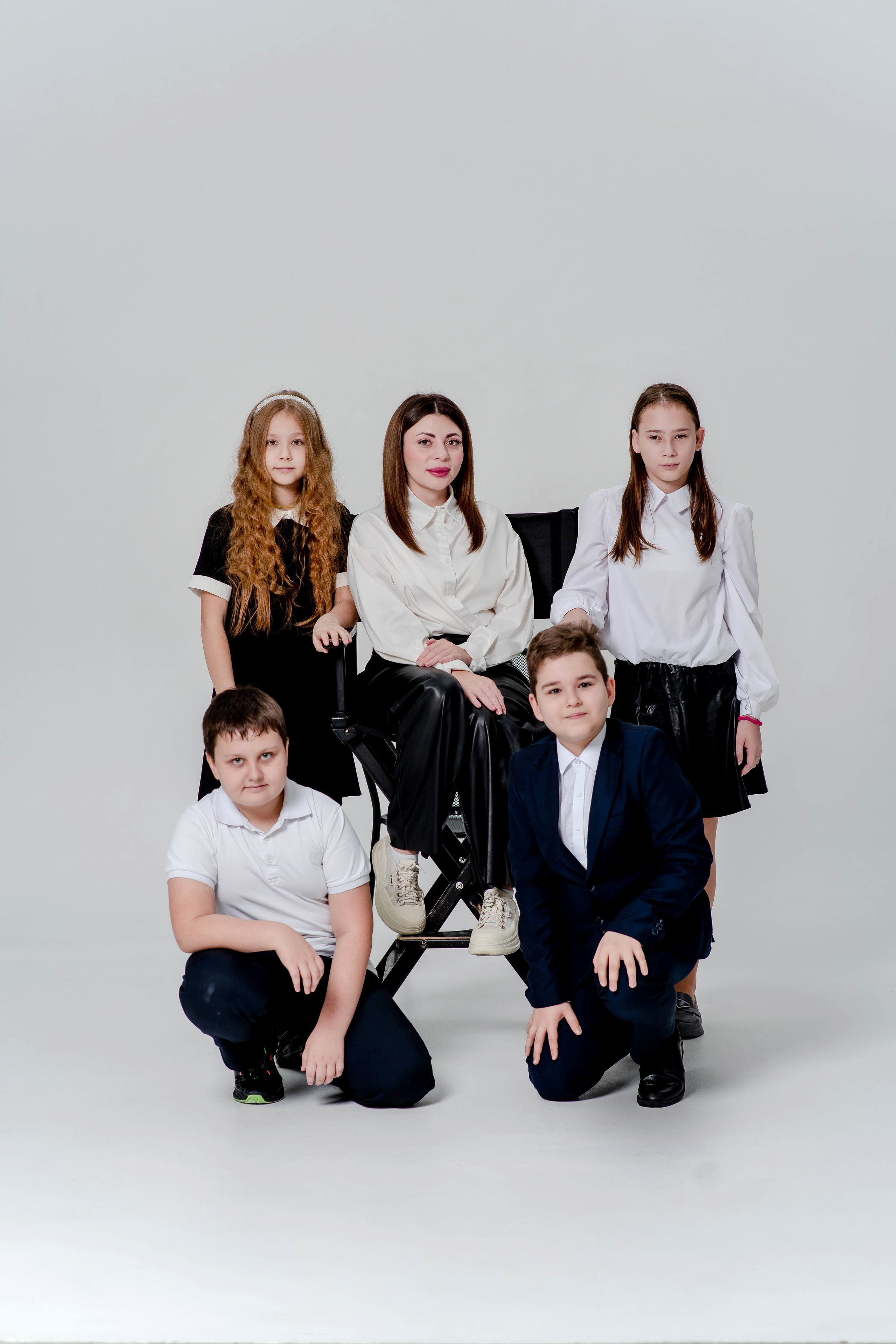 Выпускные (школьные) альбомы (книги) в Ростове-на-Дону. Современные Выпускные Альбомы в Ростове-на-Дону