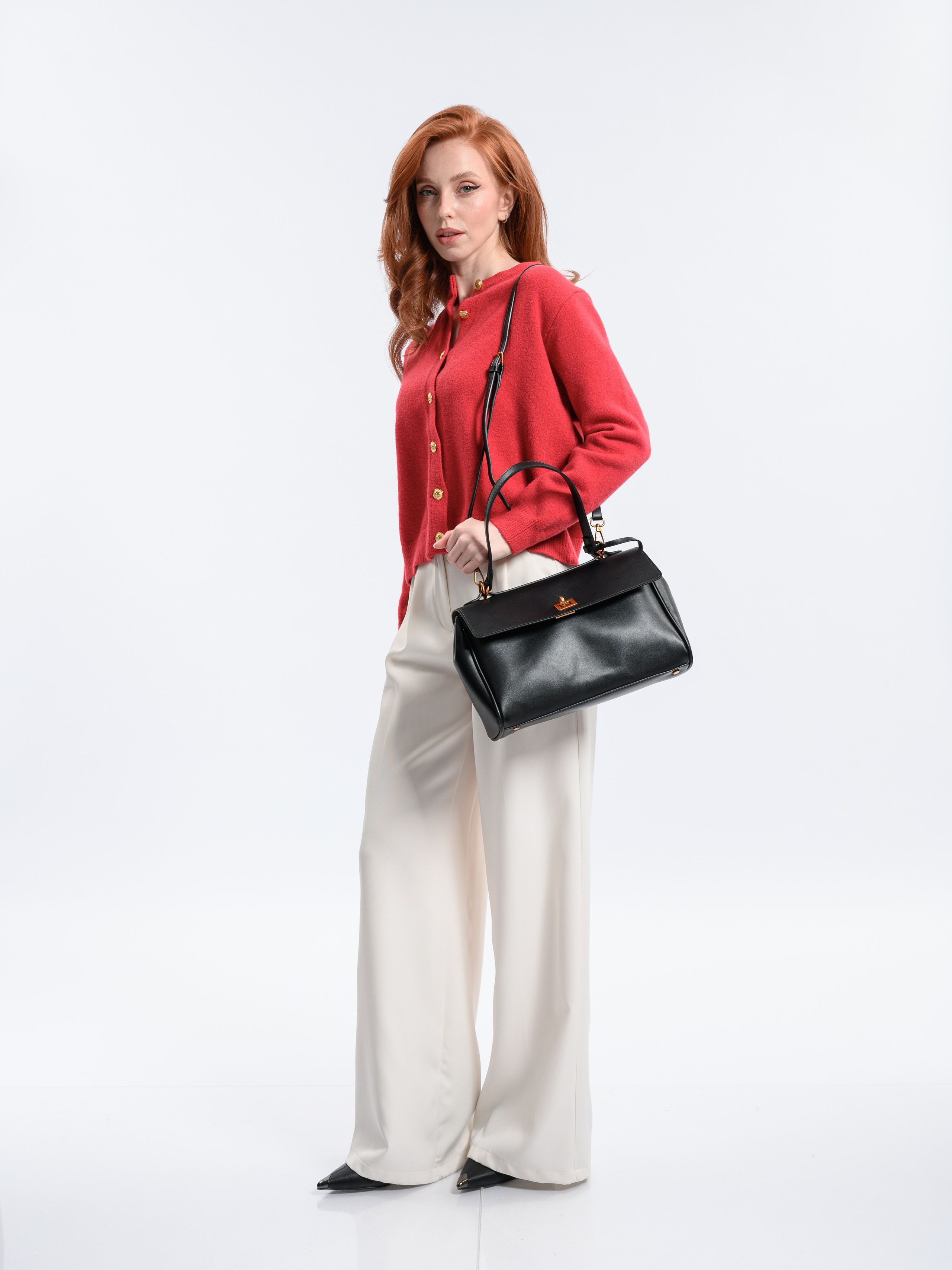 Каталог Девушки. Студия рекламной и предметной съемки товаров WELKO Studio