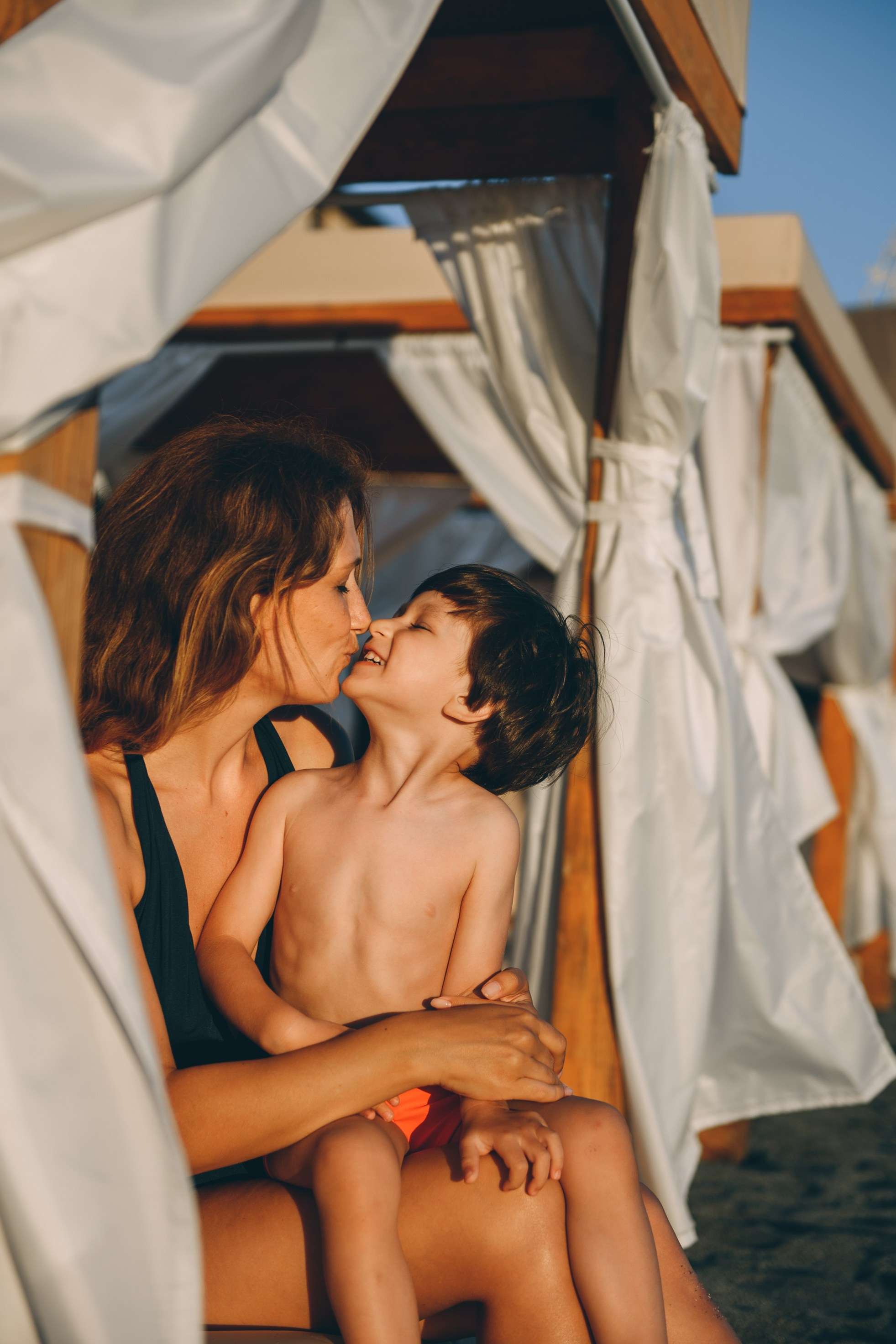 Адлер, пляж Грейс Лазурь. Свадебный и семейный фотограф София Невская