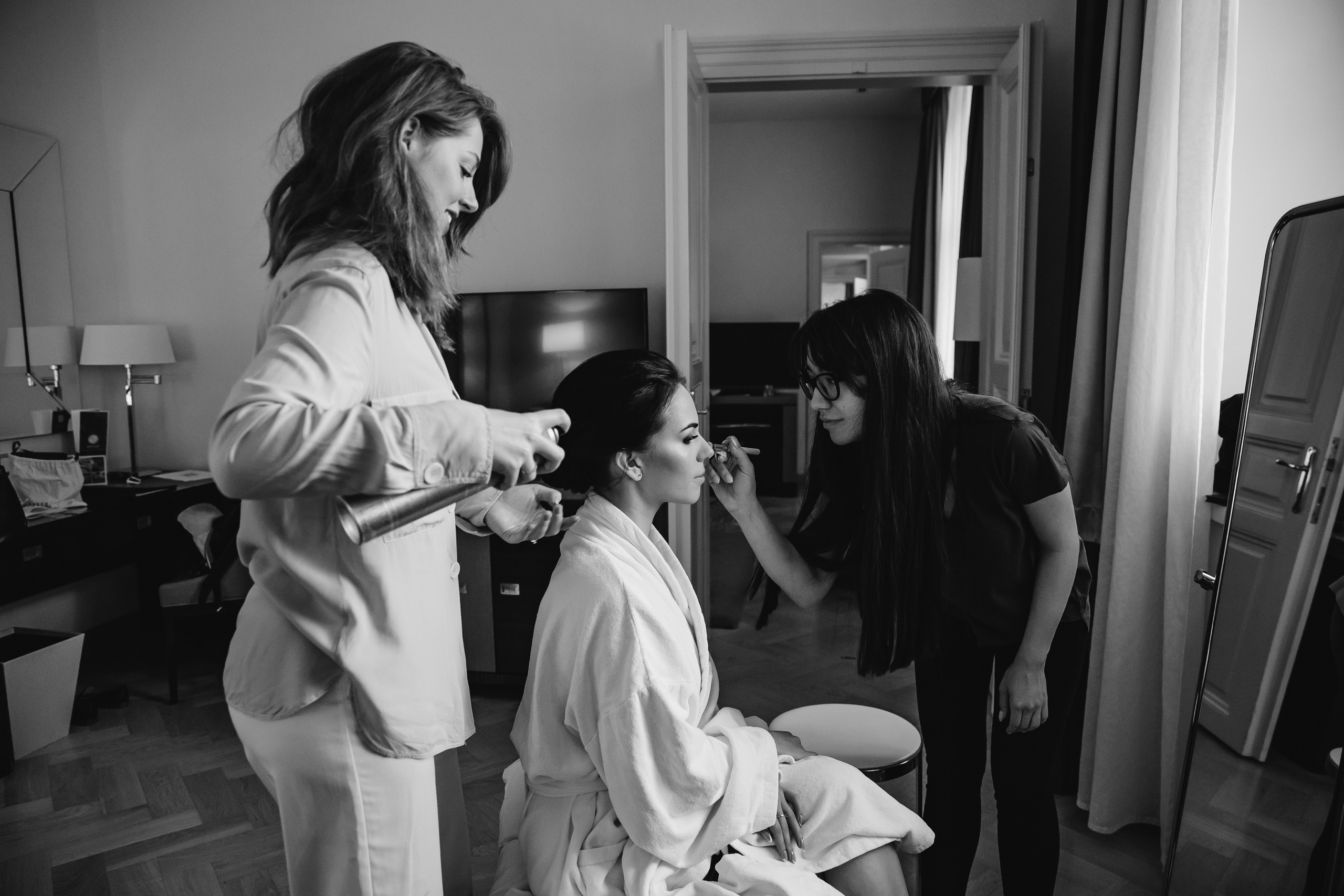 Alex & Julia. Wedding Photographer