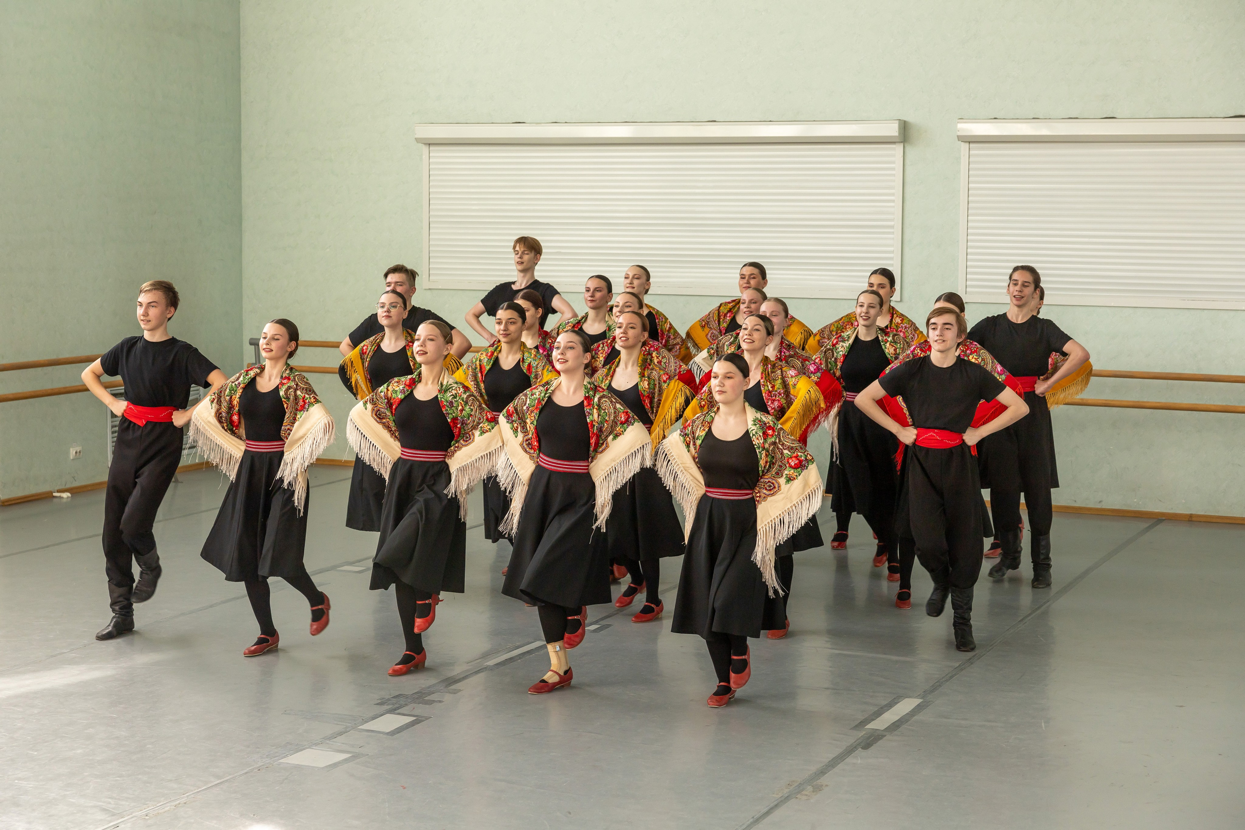 Открытый урок в студии народного танца «Славянский лик». Фотограф в Серпухове Наталья Руденко