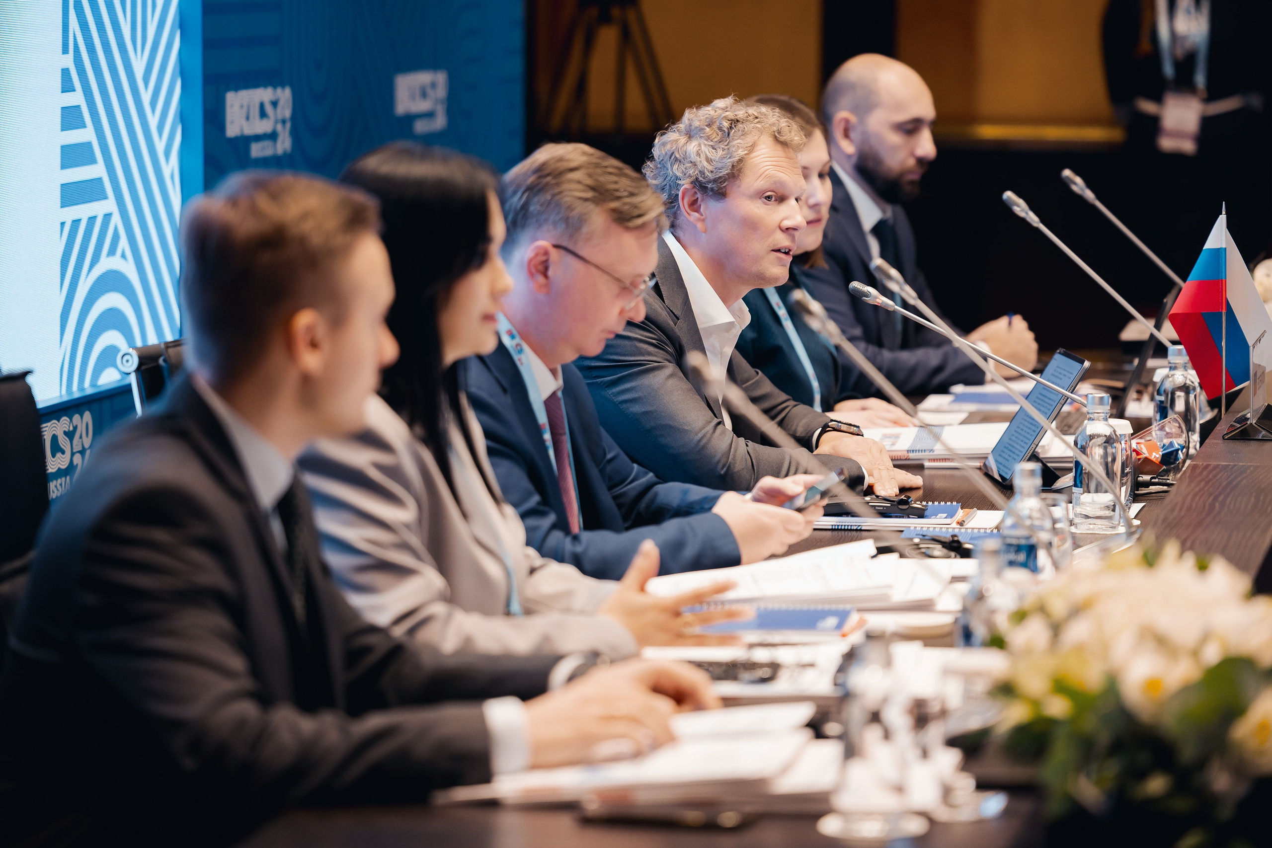 БРИКС ФНС. Parezhevphoto.ru