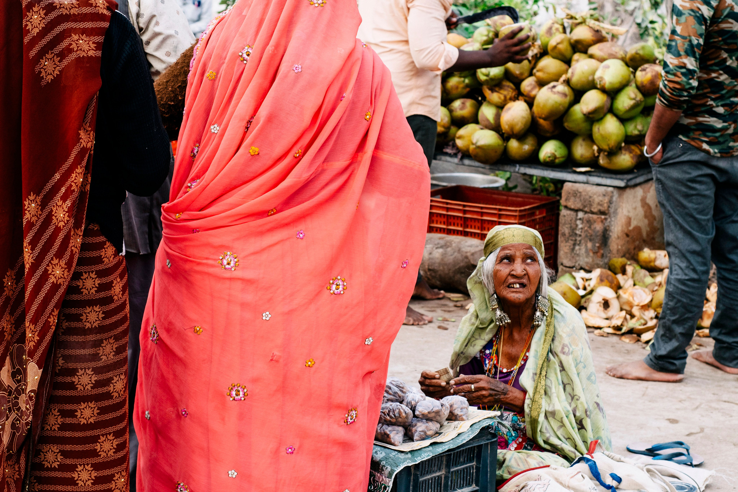 Hampi street. Iraogo