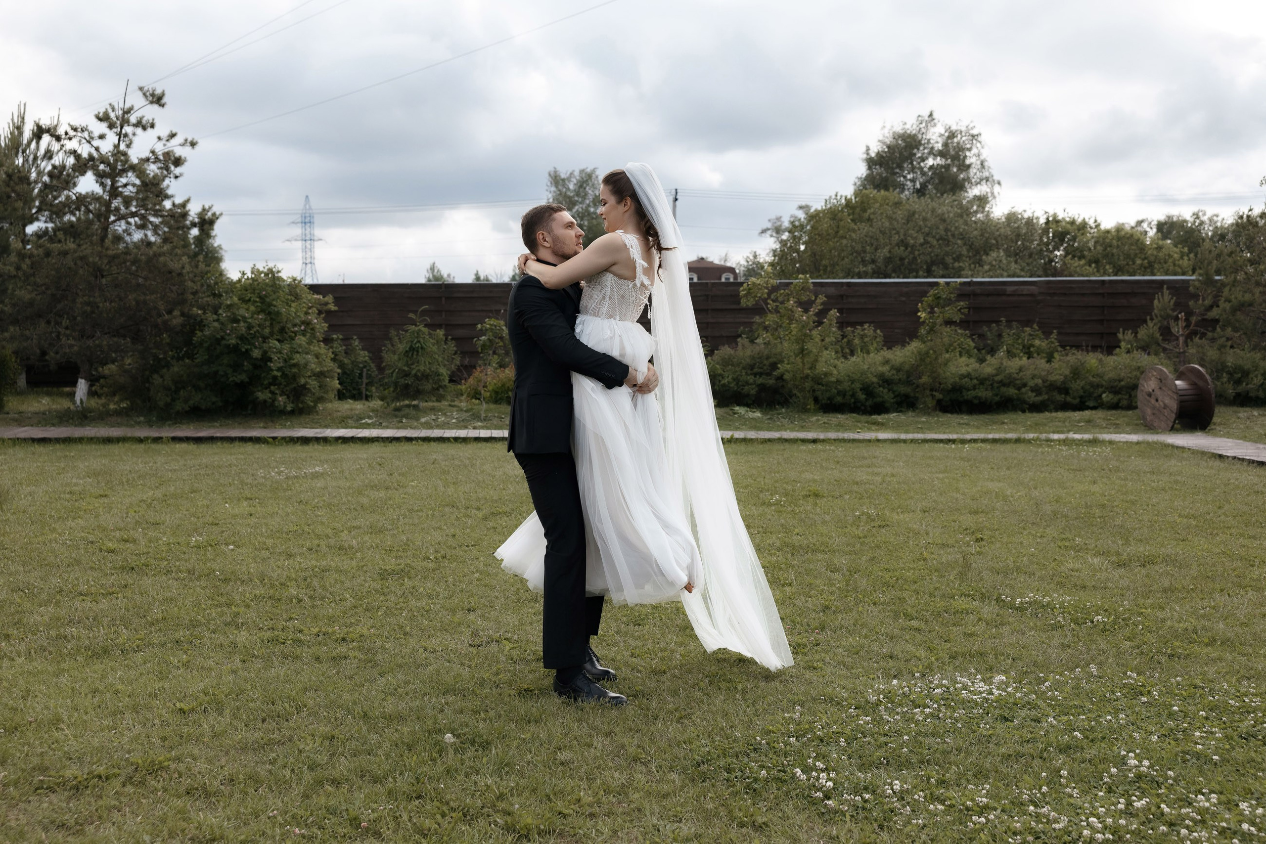 Артем и Вера. Свадебный фотограф и видеограф Юрий и Эля Дубинины