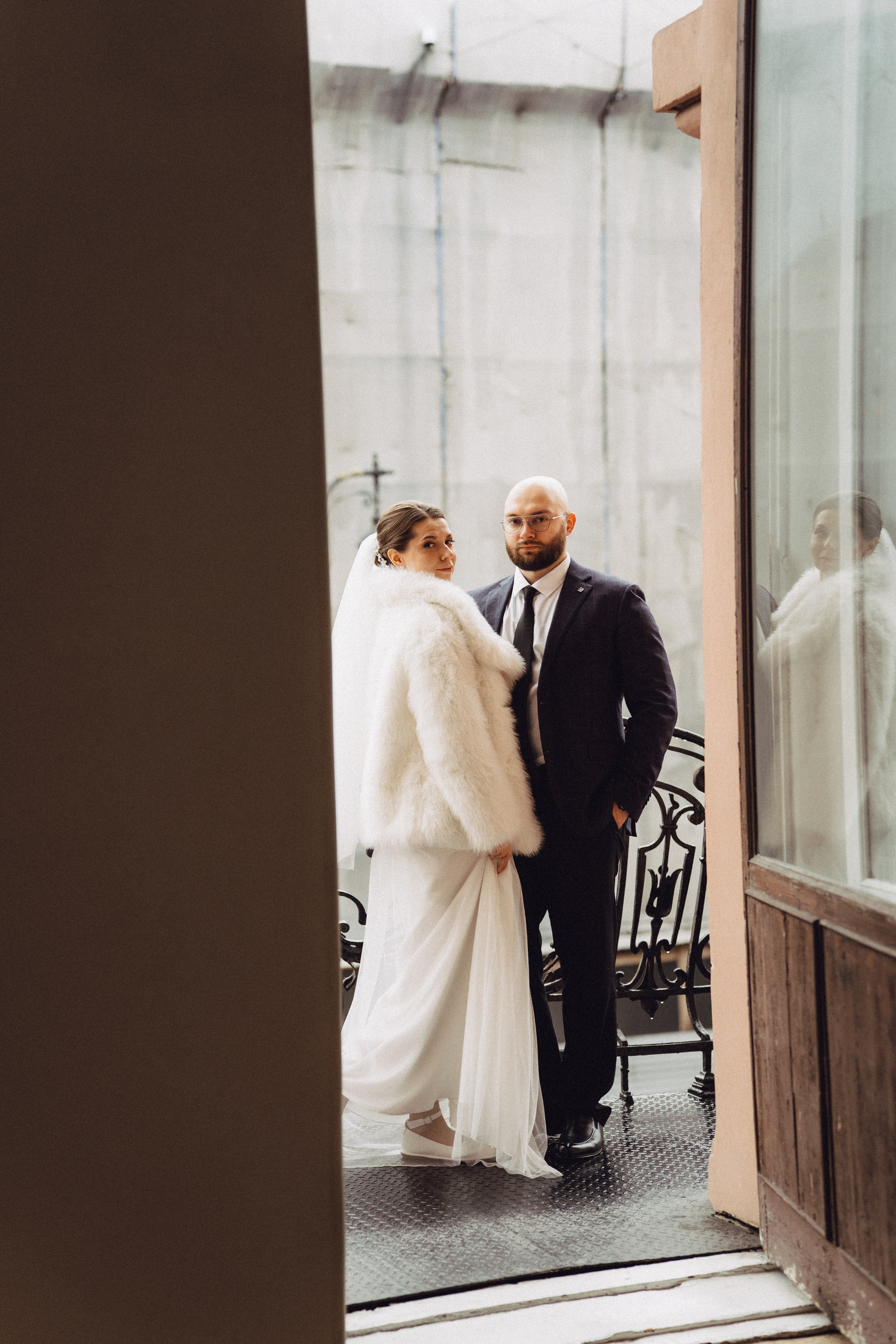 СВАДЕБНАЯ СЬЕМКА ВО ВТОРОМ ДВОРЦЕ (ДЕКАБРЬ) ТАКЖЕ СЬЕМКА В СТУДИИ НА ЧЕРНЫШЕВСКОЙ. Профессиональный фотограф, Санкт-Петербург — Виктория Богомолова