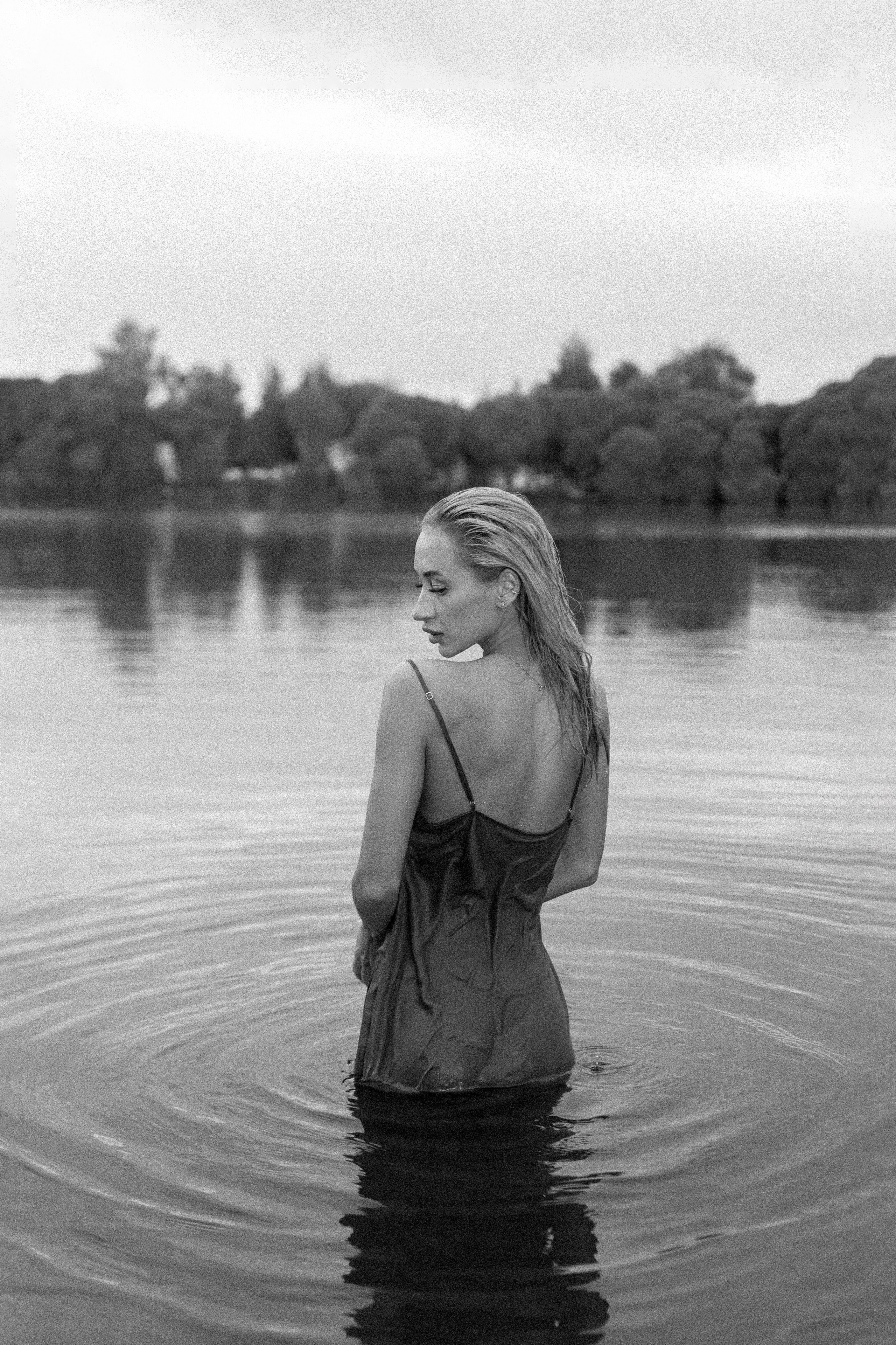 Фотосессия в воде. Женский фотограф Москва, Лобня