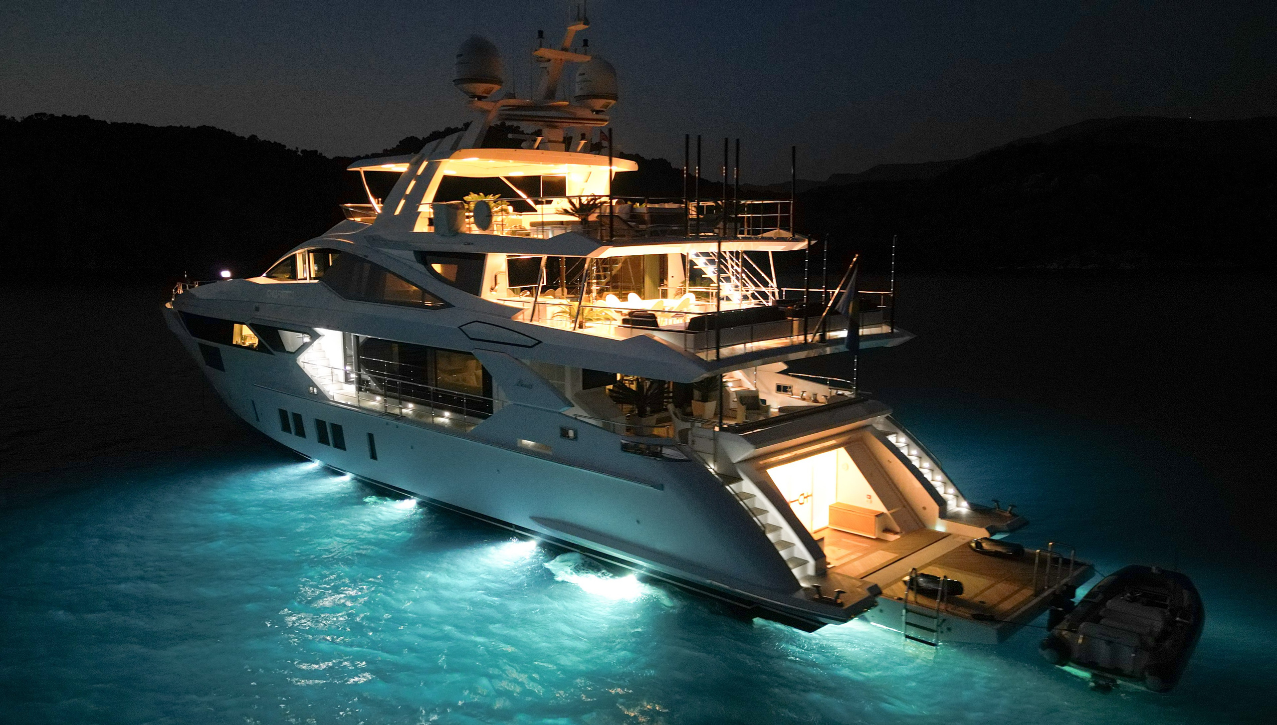 Benetti Fast 125 Charisma. Яхтенный фотограф в Санкт-Петербурге Алексей Глухов