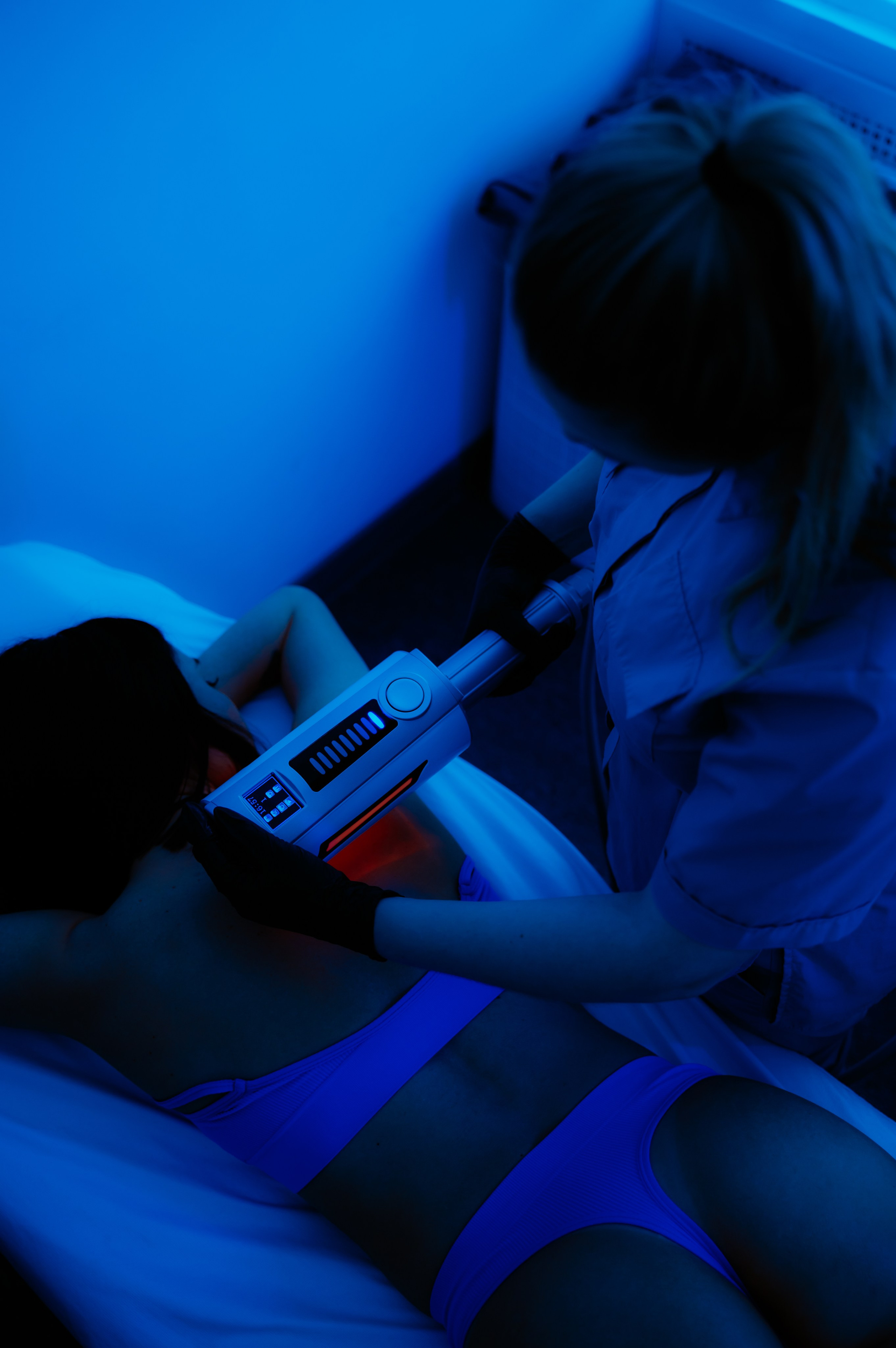 Для организаций. Студия лазерной депилляции. Фотограф/видеограф Богдан Голованов