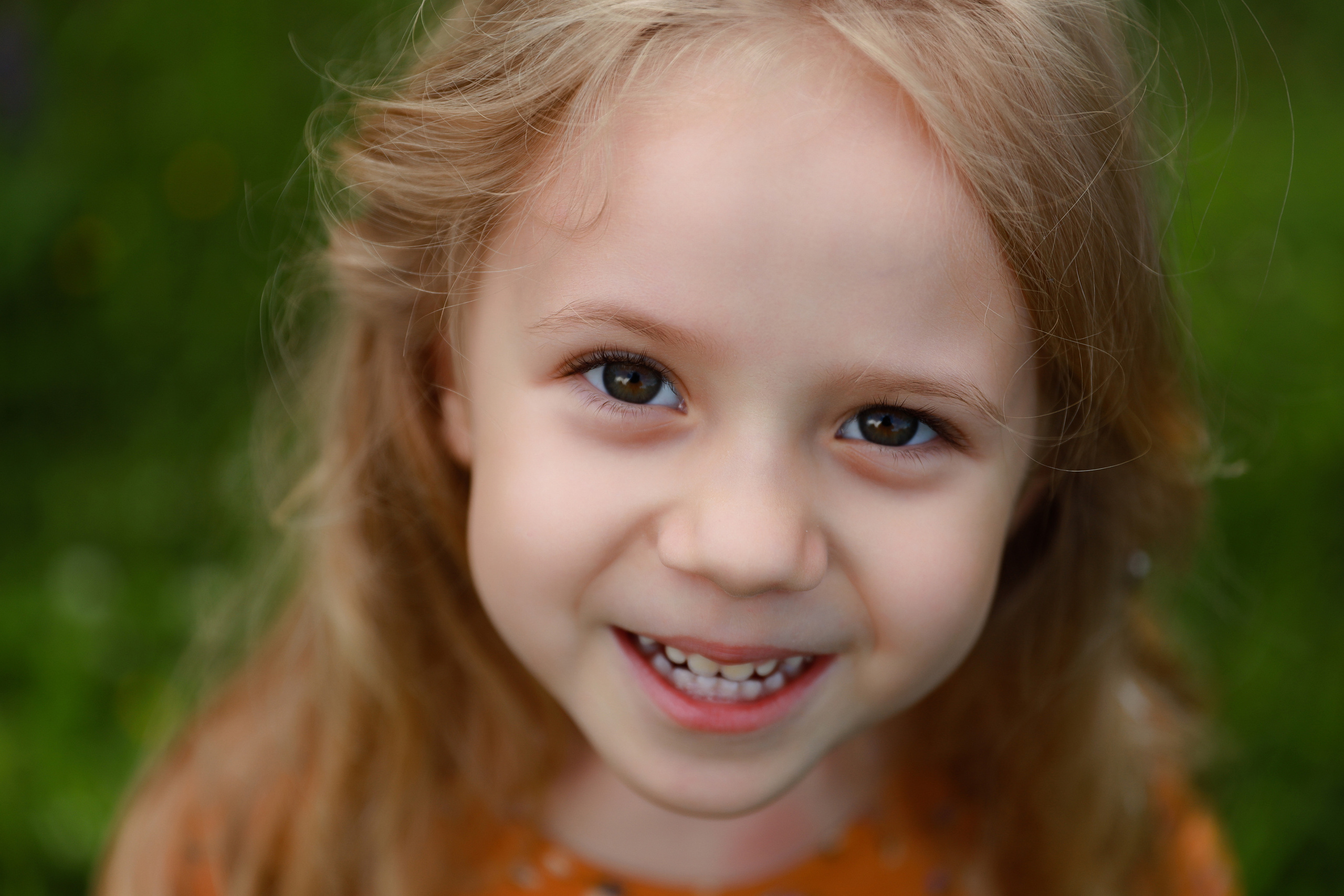 Фотосессия в люпинах. Бочарова Мария — школьный фотограф Апрелевка, Новая Москва, Московская область