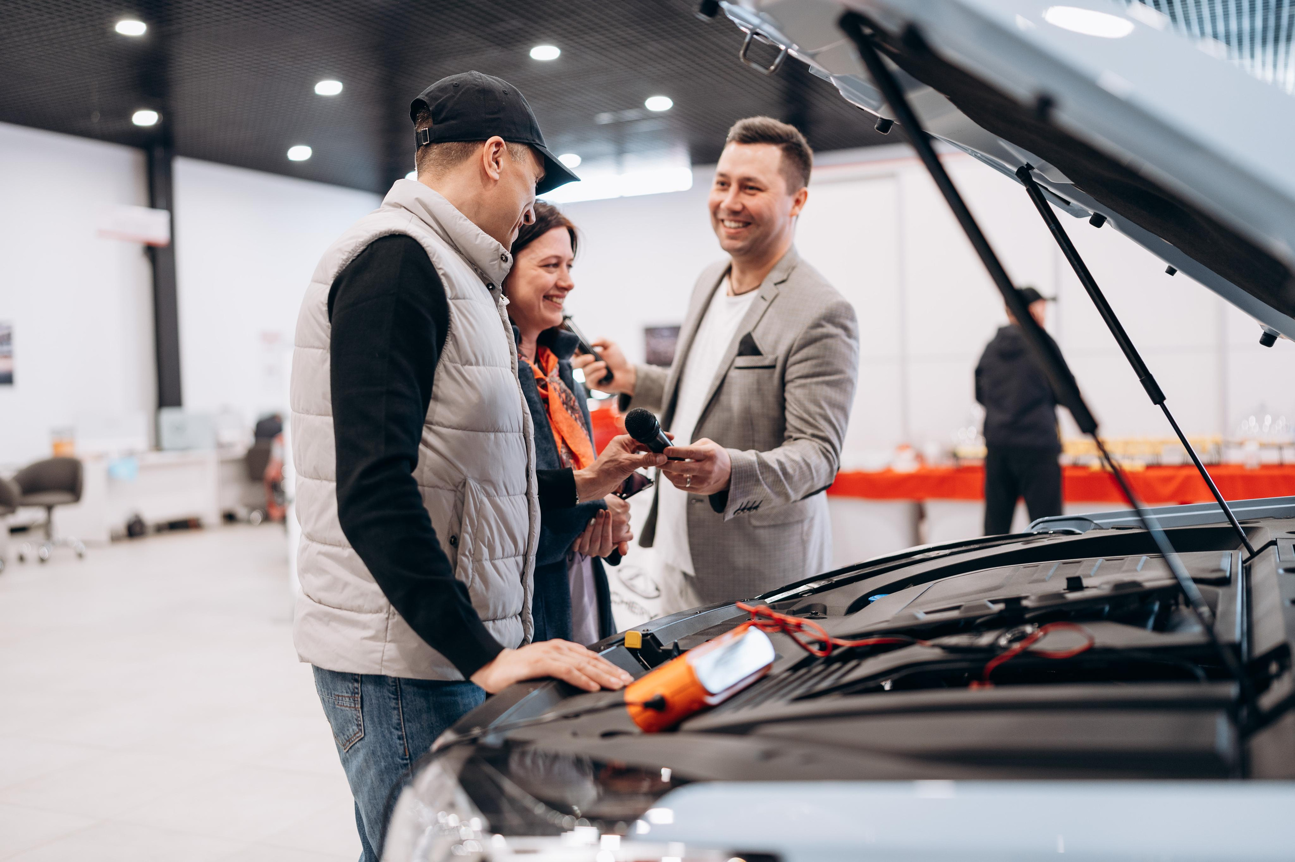 Автосалон, день открытых дверей. Фотограф в Новосибирске
