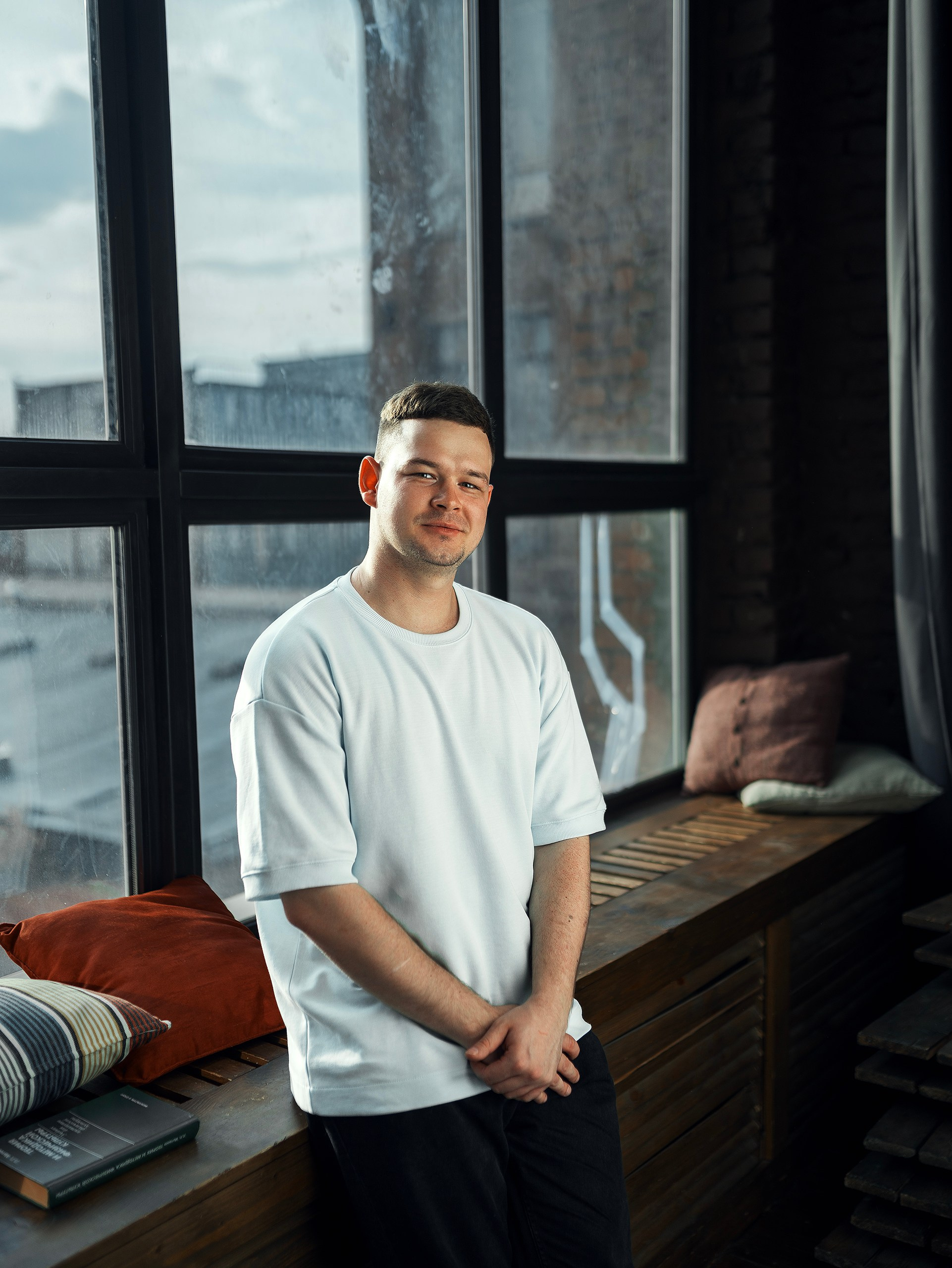 Мужской портрет. Денис Елагин — Фотограф