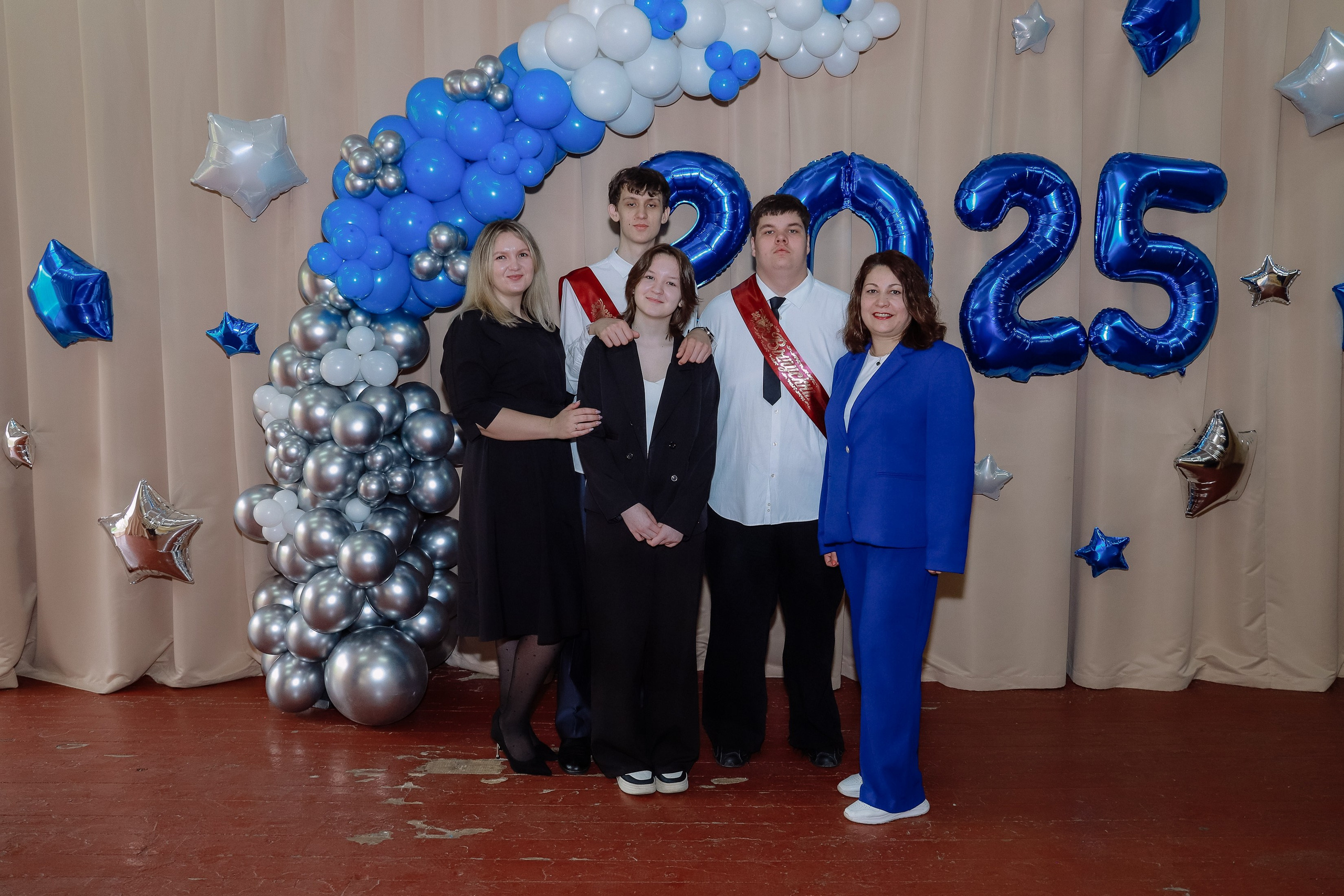 Последний звонок 9 кл № 26. Фотограф Юлия Мальцева