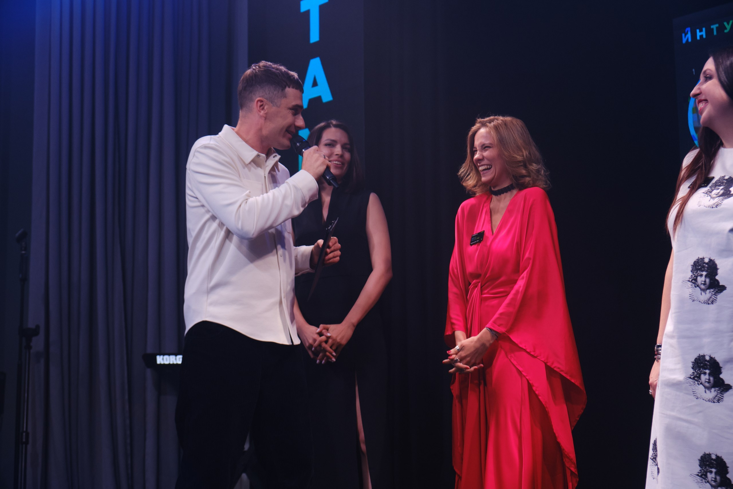 Notamedia 20 лет. Репортажный фотограф в Москве Денис Тамко