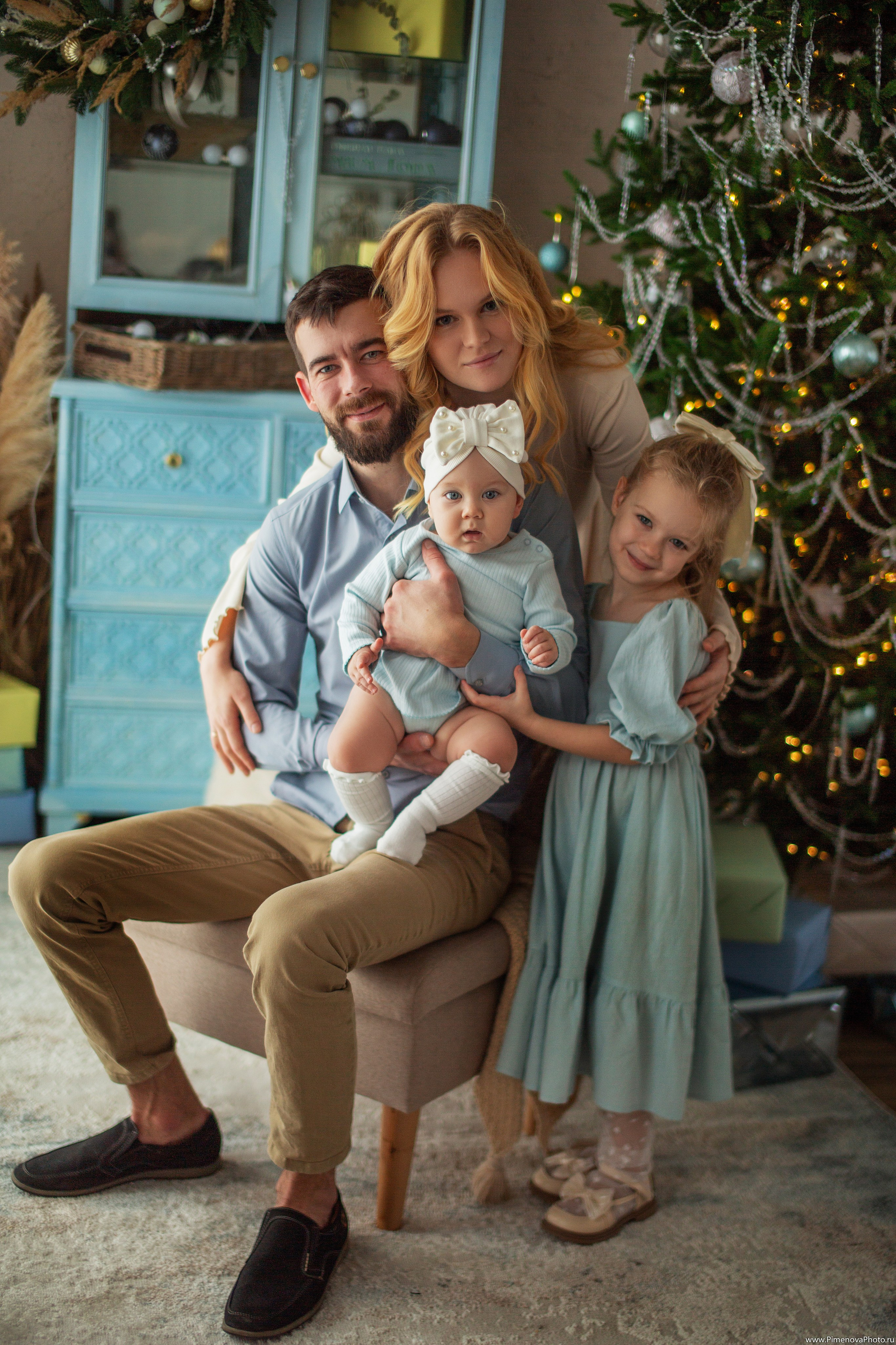 Новогодняя история: Ариана и Амелия. Семейный и детский фотограф в Петрозаводске