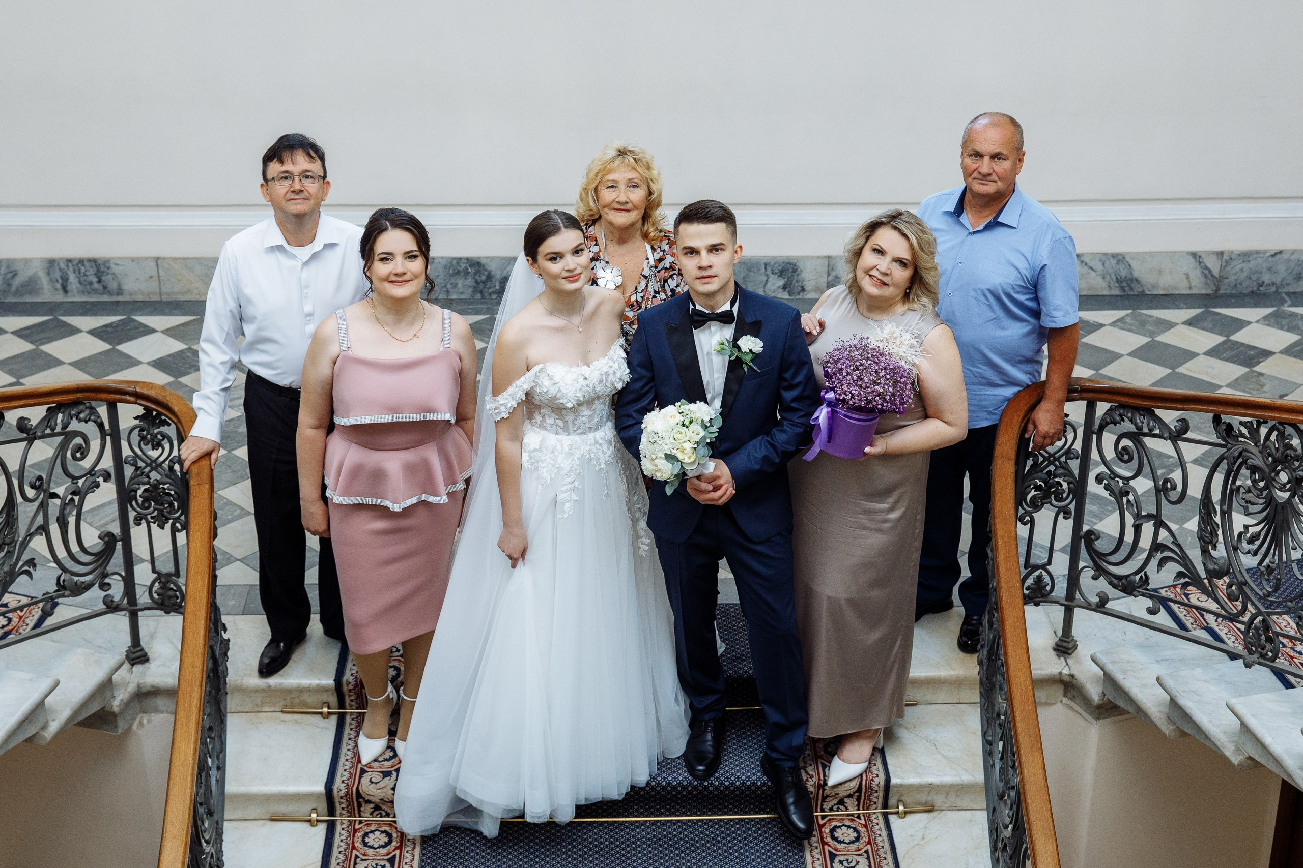 Август в городе. Главная