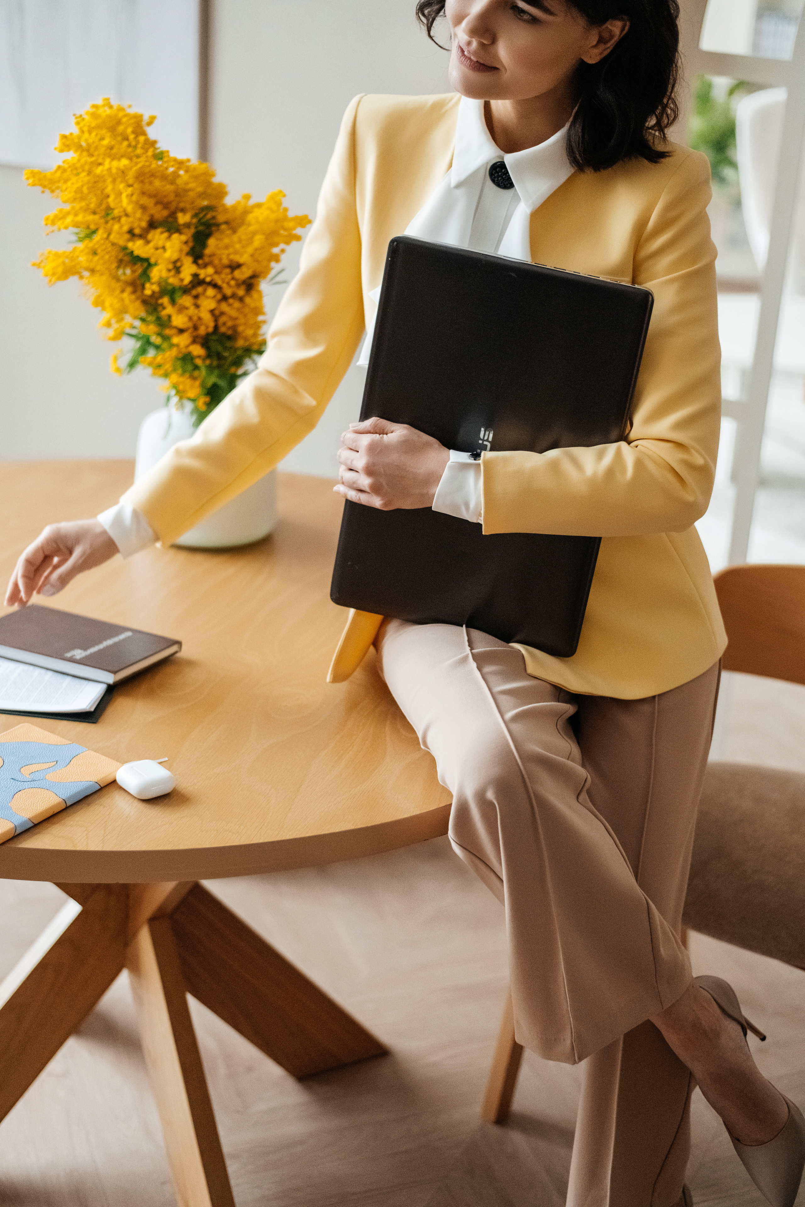 Деловая женщина. Фотограф в Крыму Кот Мария