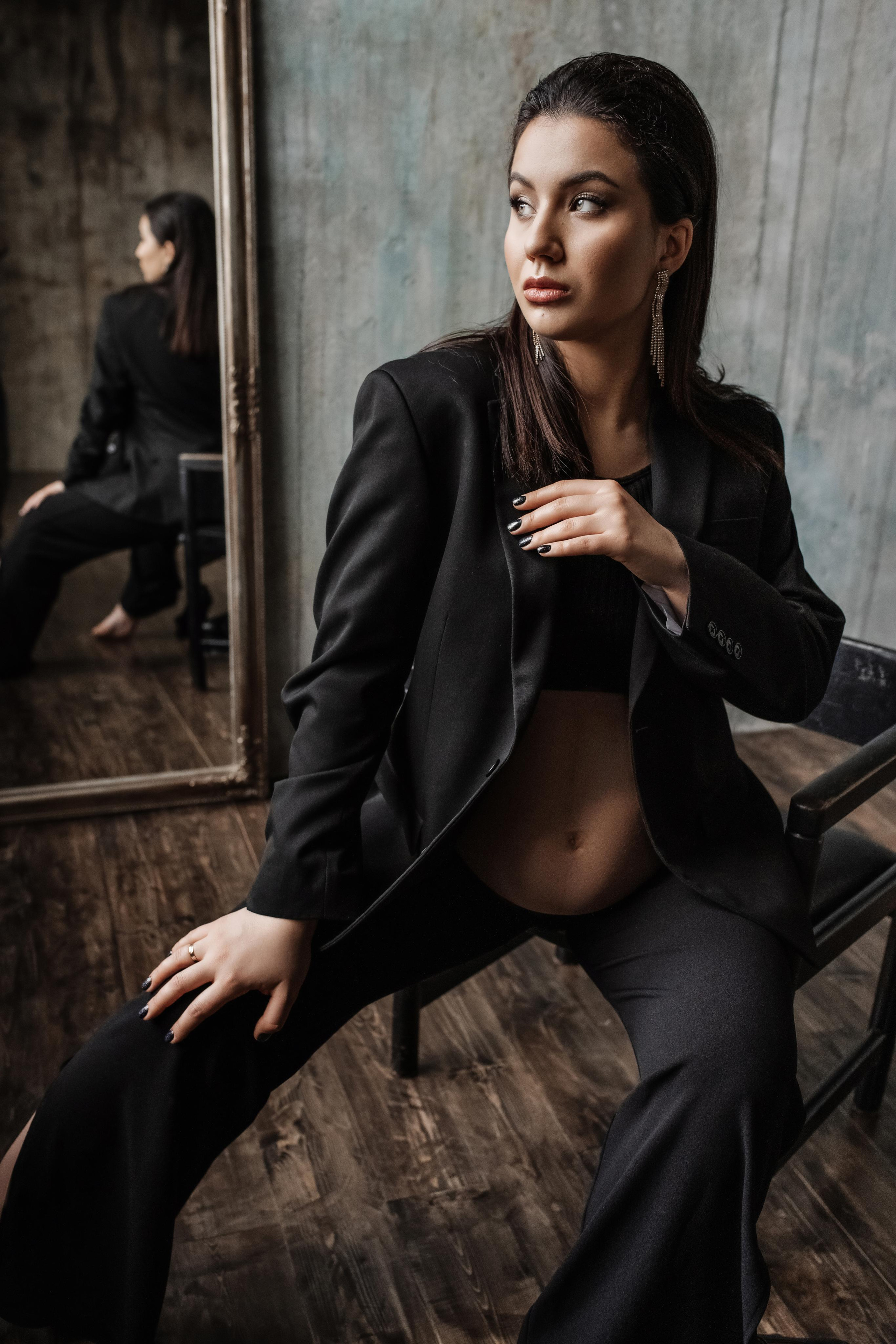 Стильная фотосессия беременности. Фотограф в Крыму Кот Мария