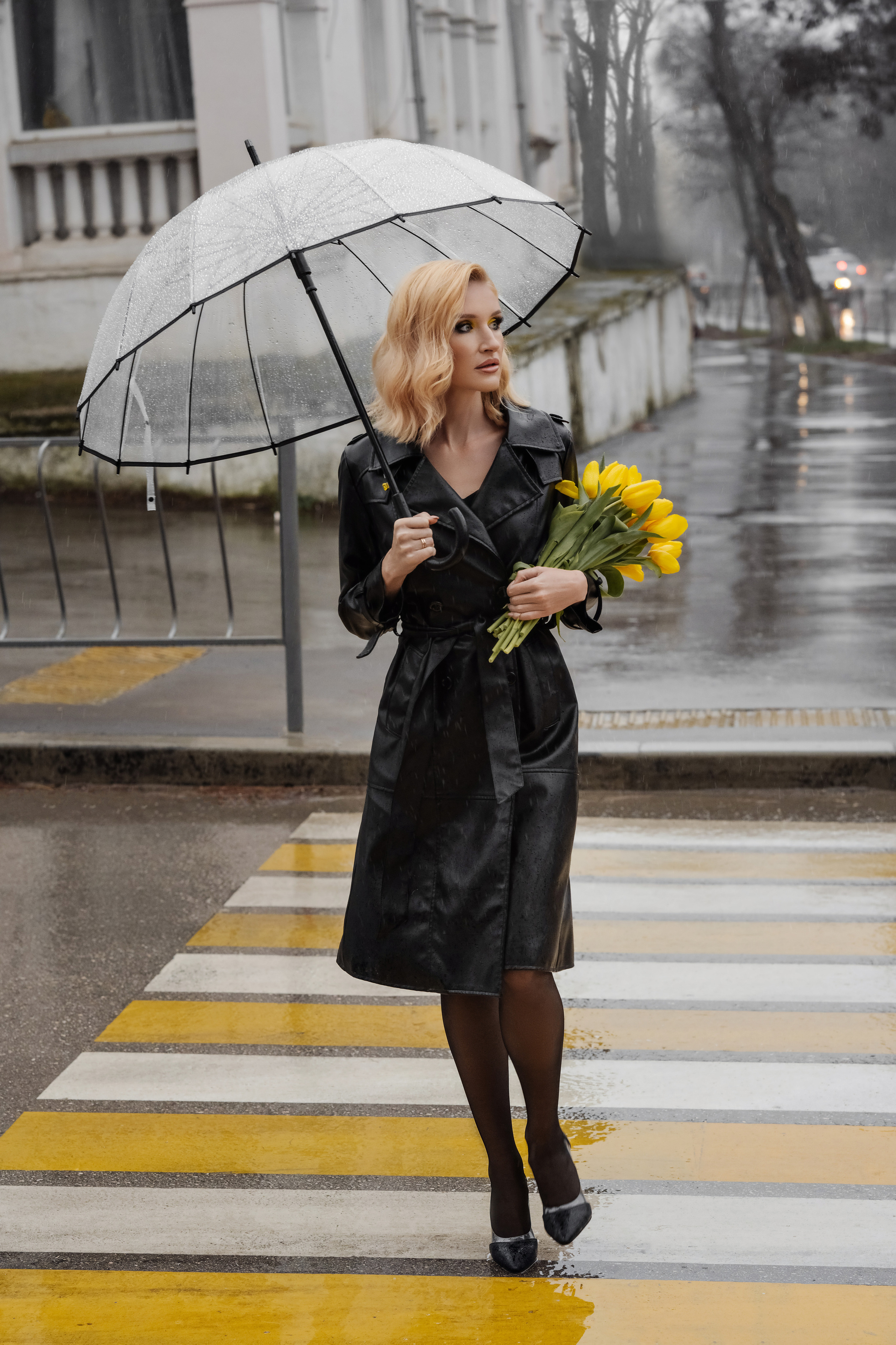 Женская съемка с тюльпанами. Фотограф в Крыму Кот Мария