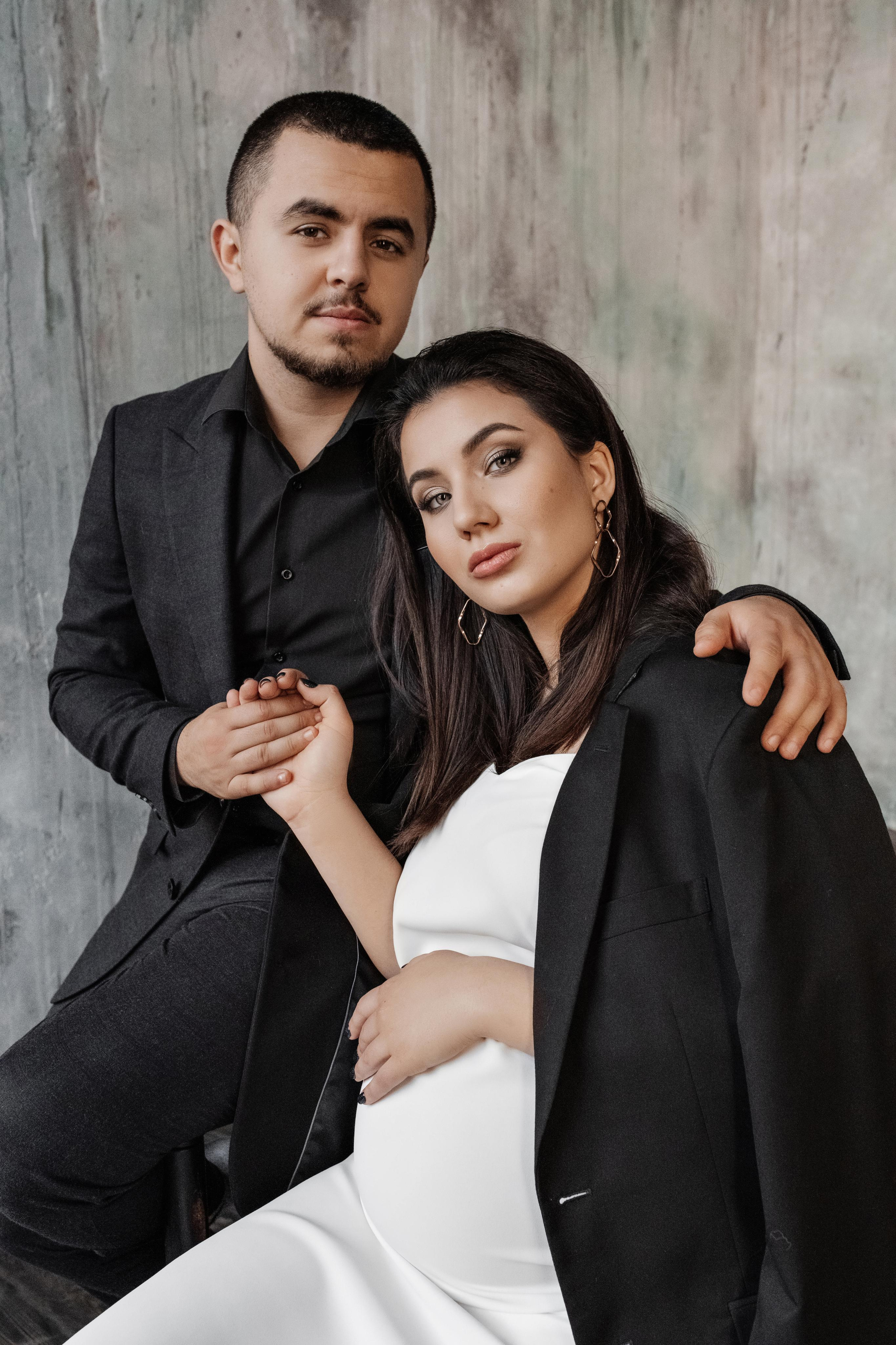 Стильная фотосессия беременности. Фотограф в Крыму Кот Мария