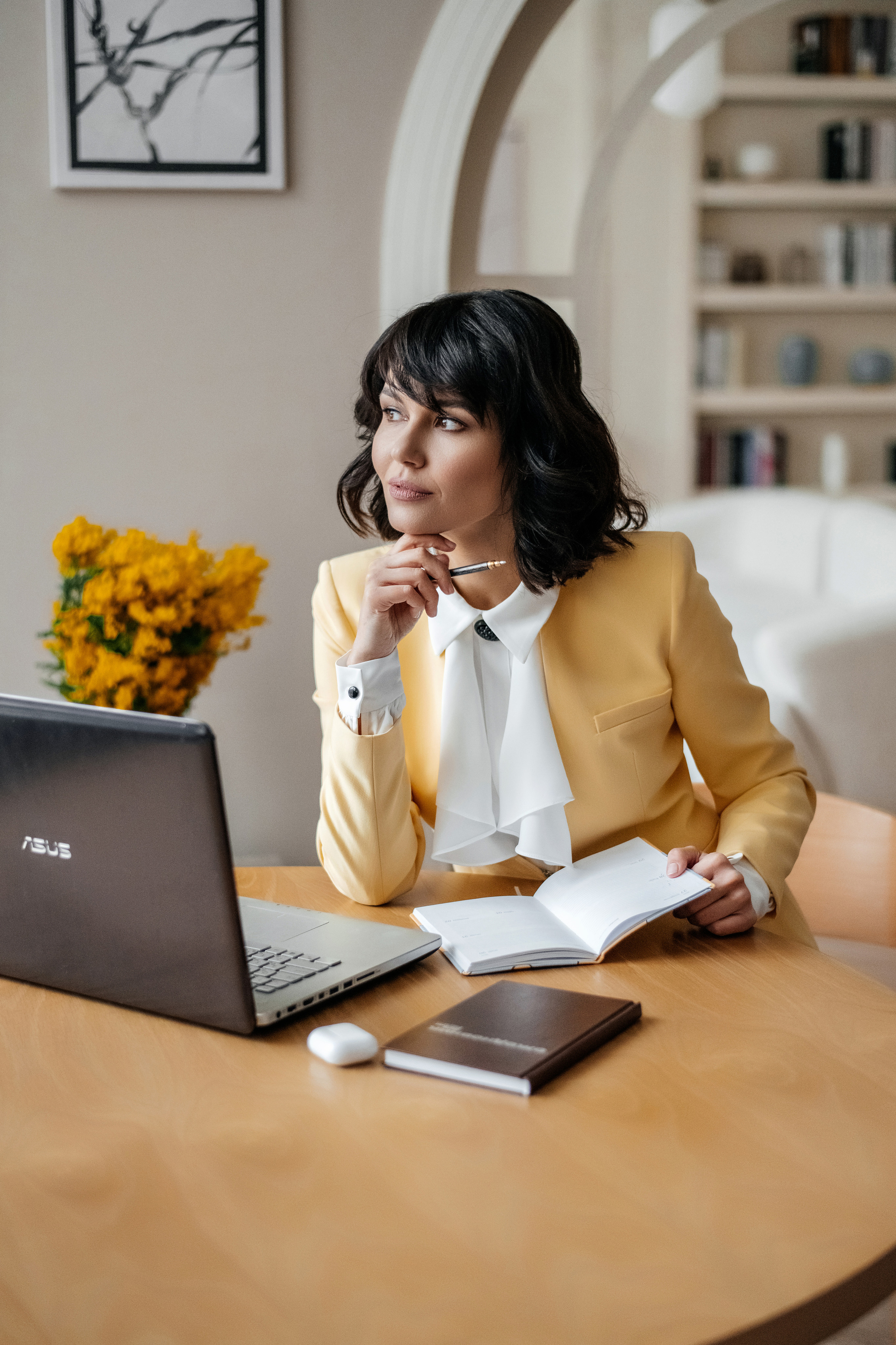 Деловая женщина. Фотограф в Крыму Кот Мария