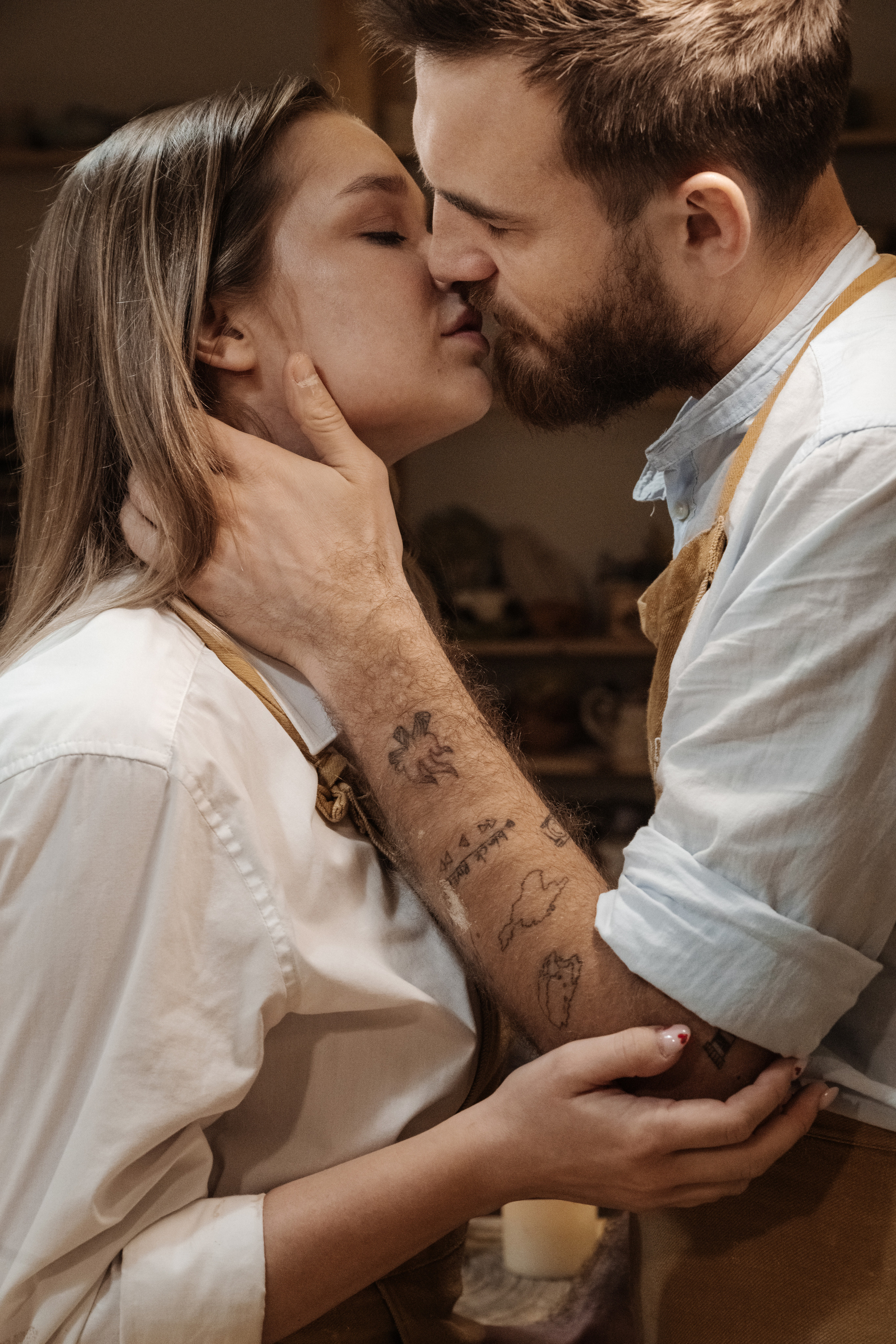 В гончарной мастерской. Фотограф в Крыму Кот Мария