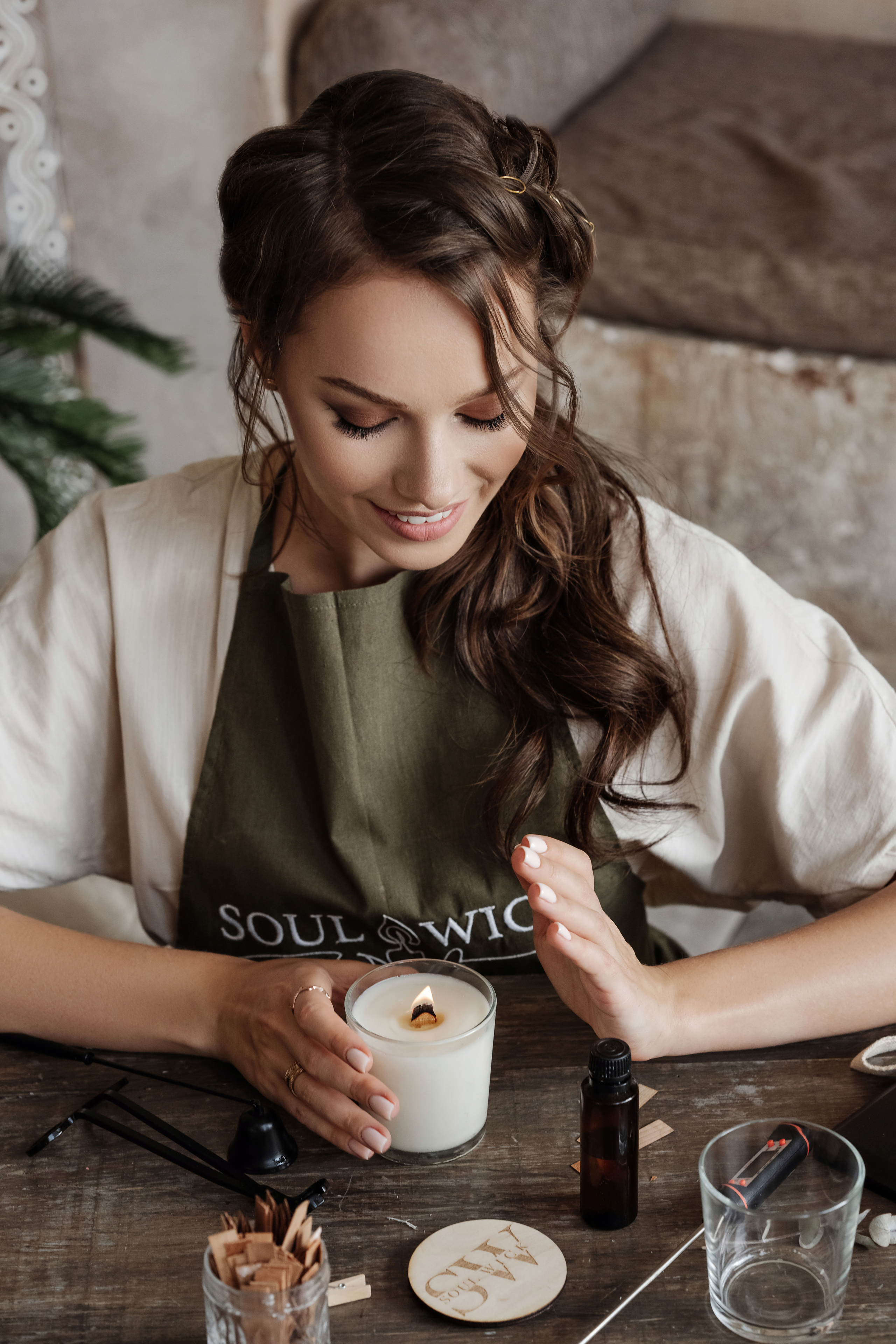 Мастер по изготовлению свечей. Фотограф в Крыму Кот Мария