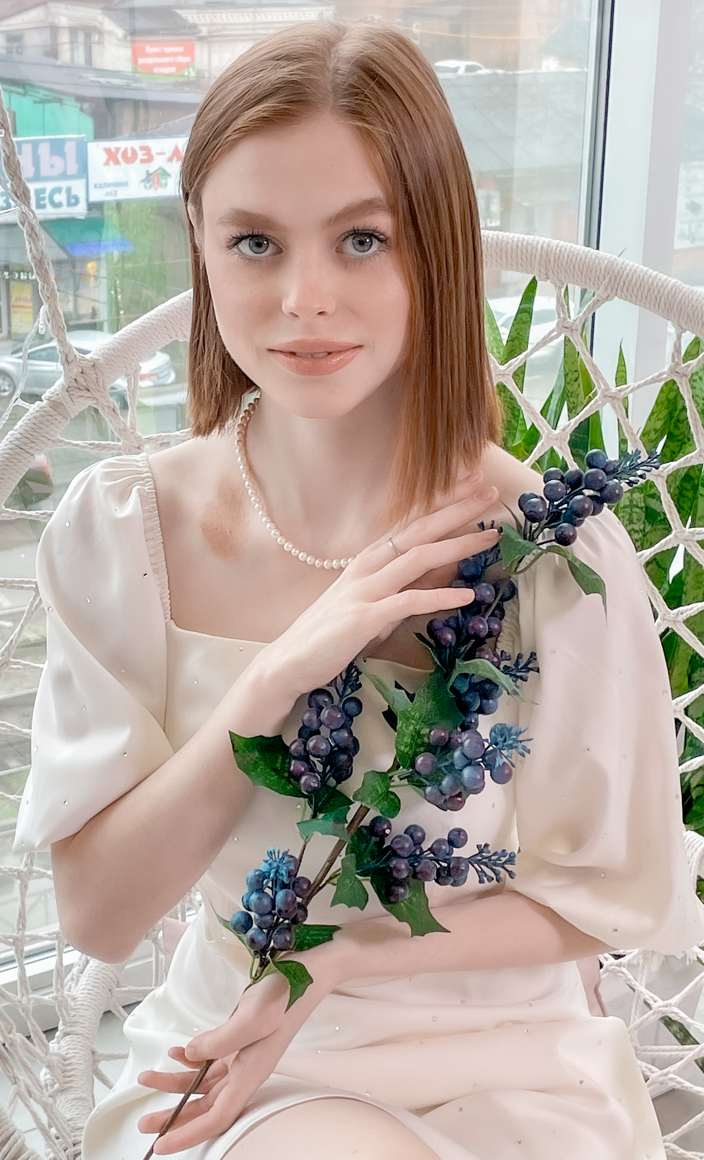 Фотосессия в студии на айфон. AI Фотограф Краснодар: мужские и женские фотосессии, стилизация съемки. Нейро-фотосессии онлайн