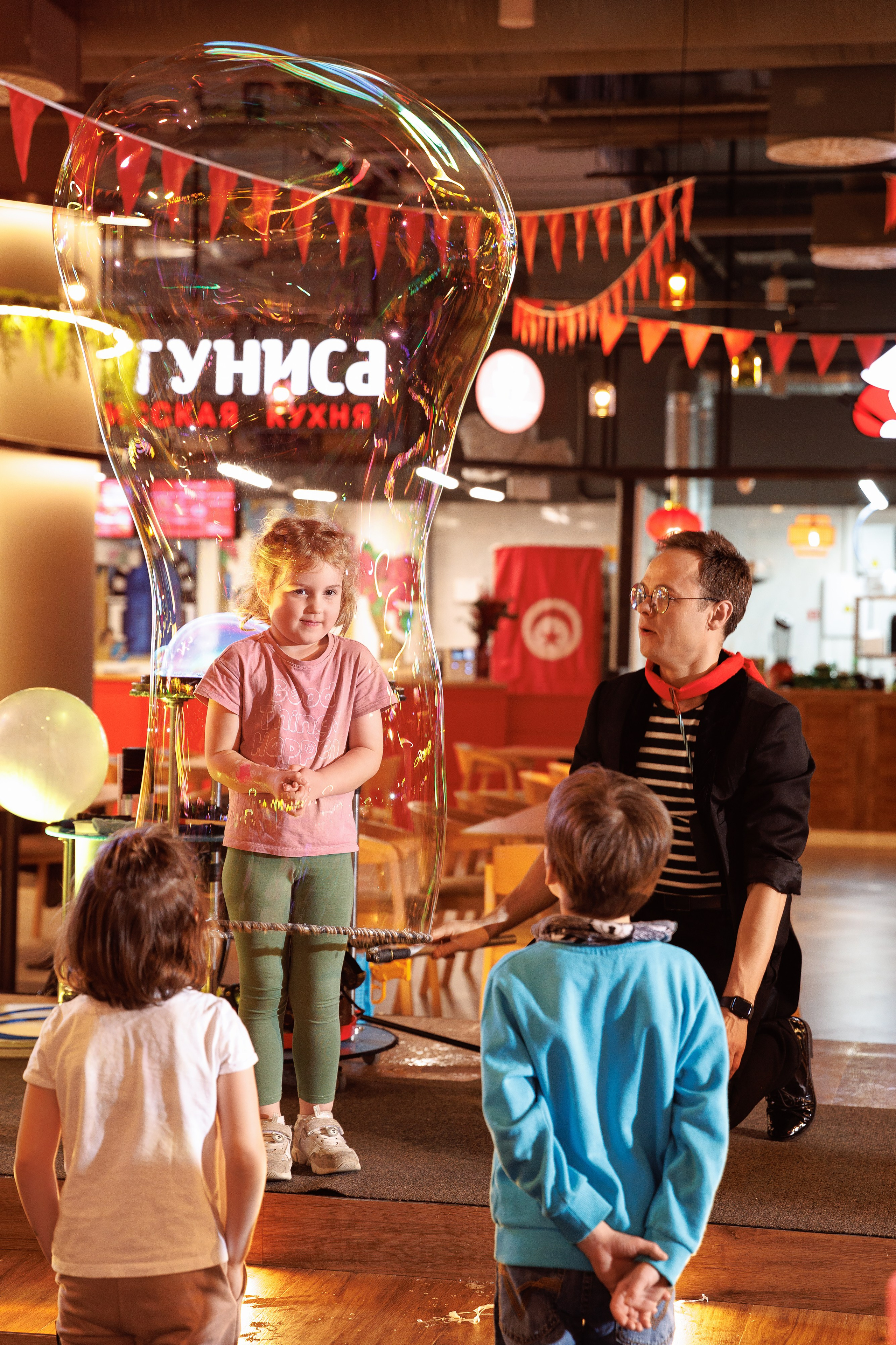 Фотограф на детское день рождения. Москва и Московская область. Репортажный Фотограф Александр Назаров. Москва и М.О