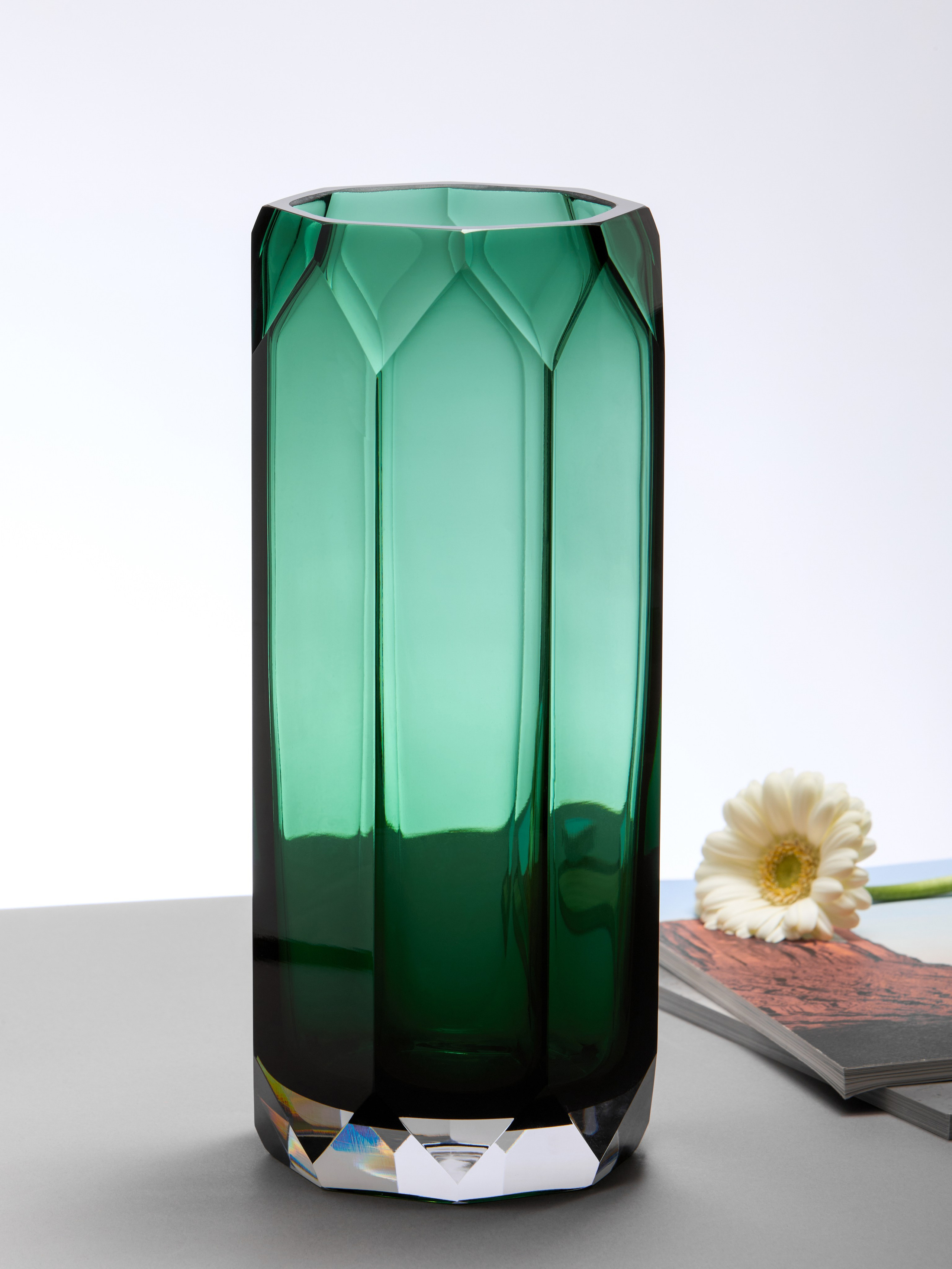 Вазы и конфетницы. Сайт о предметной, имиджевой и портретной фотографии, фотограф Фил Киреев