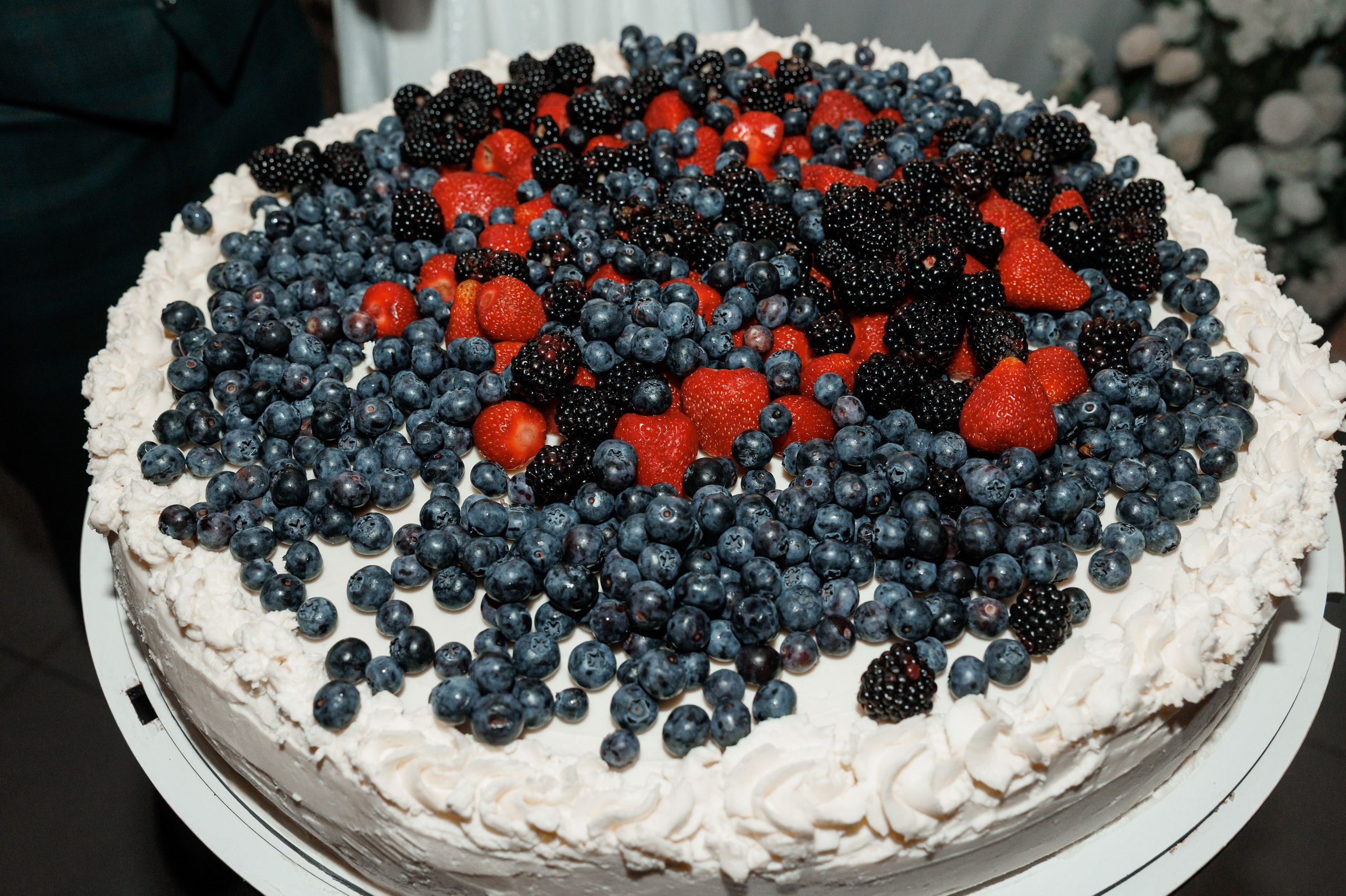 Регистрация в отеле Fish Point, ЗАГС Бутово, прогулка в Остафьево. Свадебный и репортажный фотограф (Москва, Королев и другие)