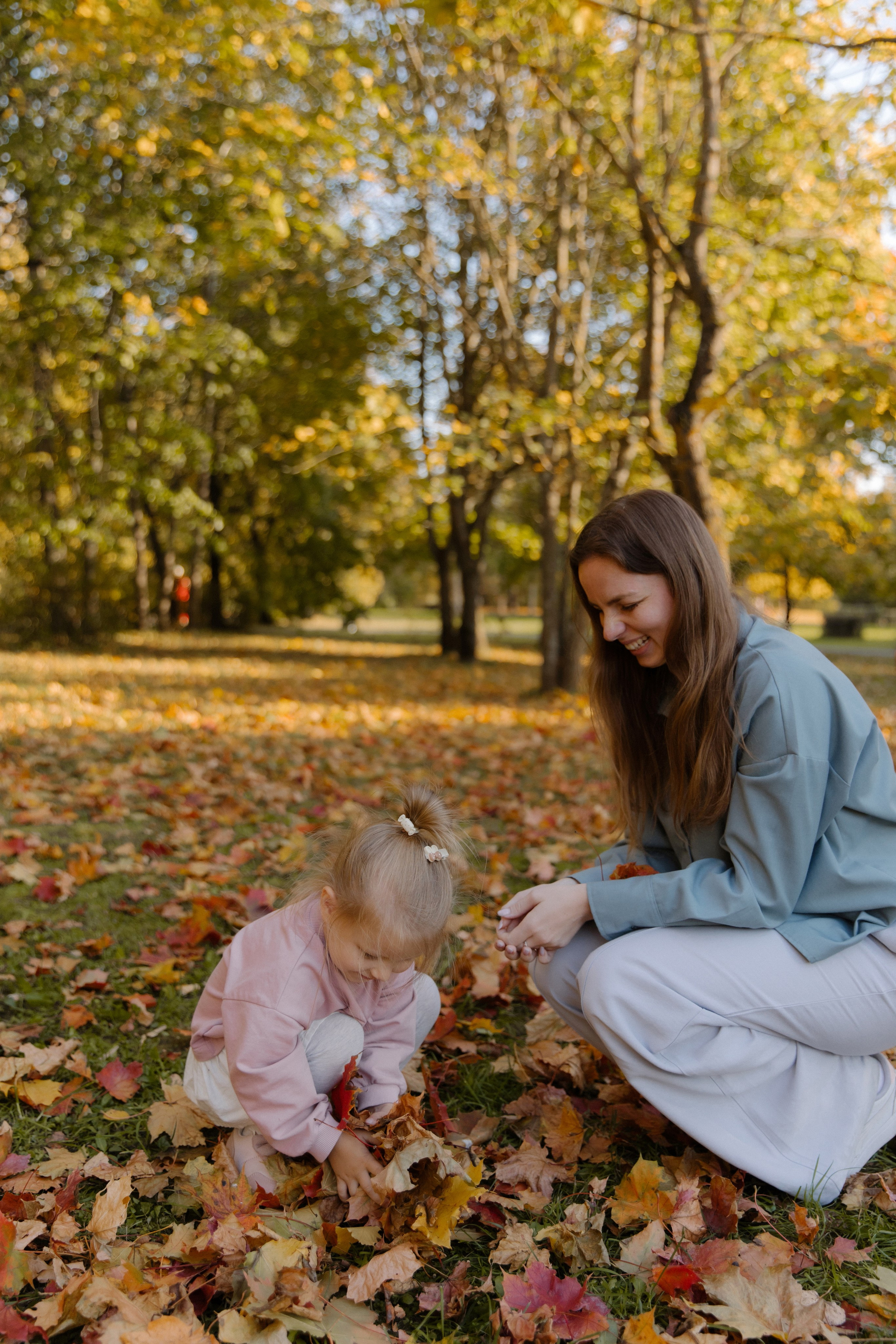 Прогулка Василисы с родителями, дядей и тетей. Семейный и свадебный фотограф в Москве и Зеленограде Пилипенко Юлия