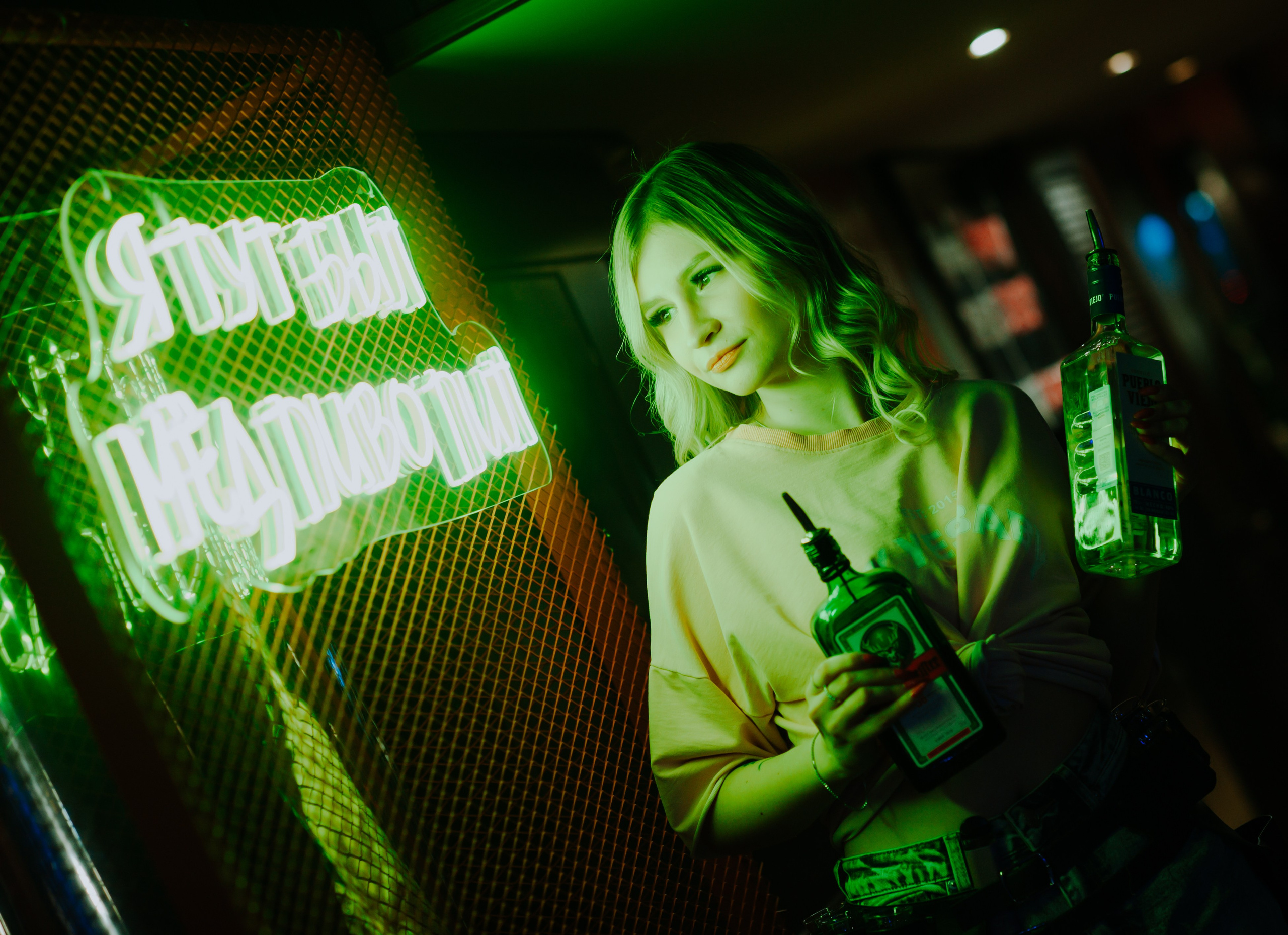 Музыкальное лото в баре Groodki. Портретный и лайфстайл фотограф в Санкт-Петербурге