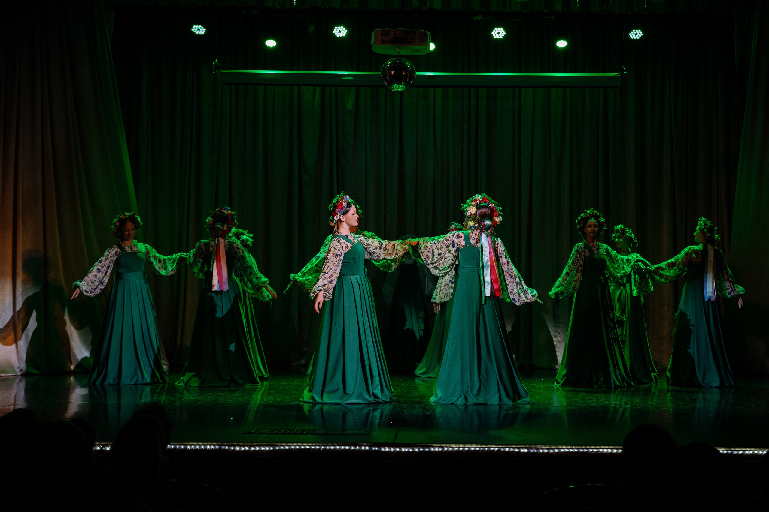 Сибирские узоры ДК Ефремова. Фотограф Юлия Мальцева