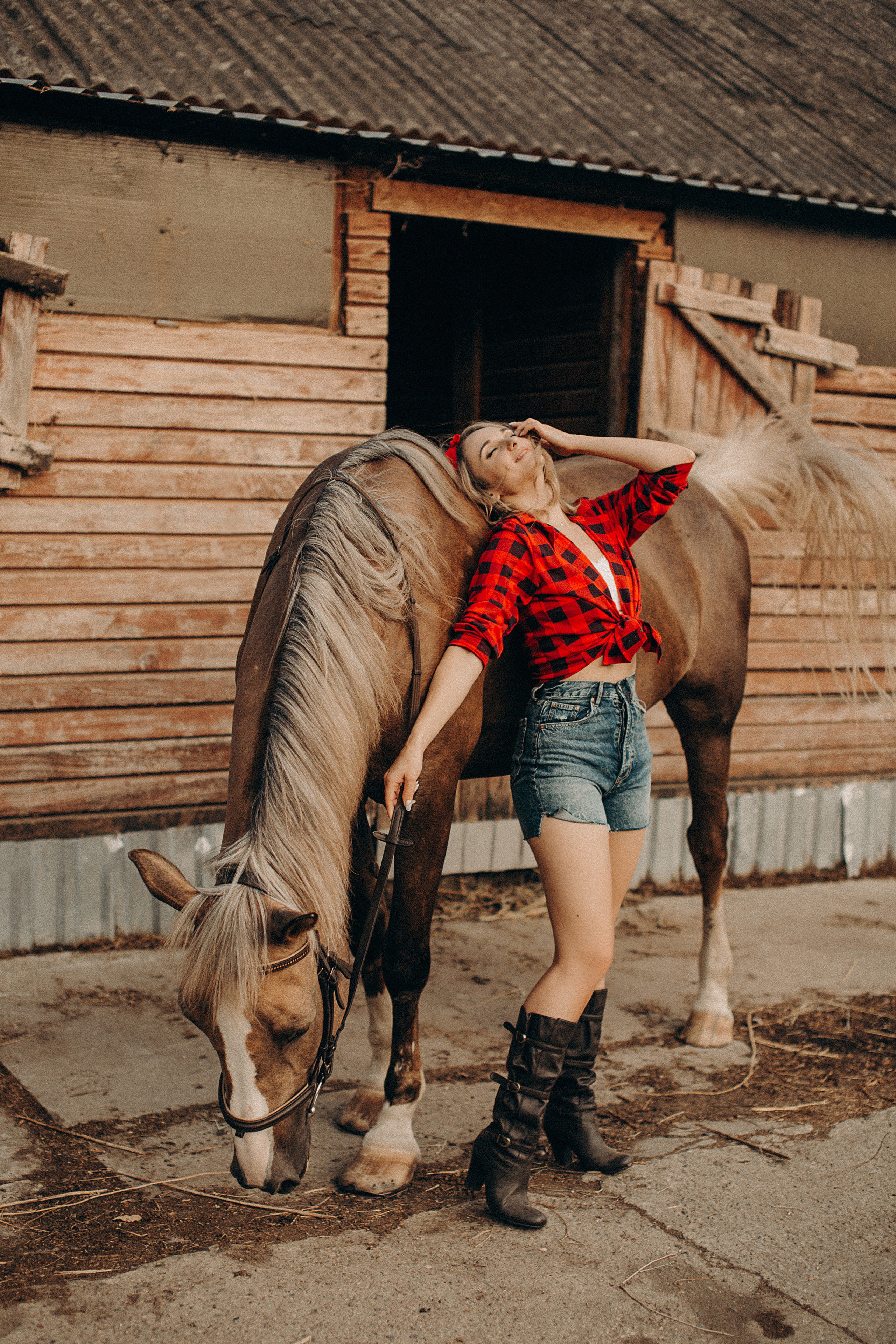 Надежда. Свадебный и семейный фотограф/видеограф в Краснодаре Наталья Осинская
