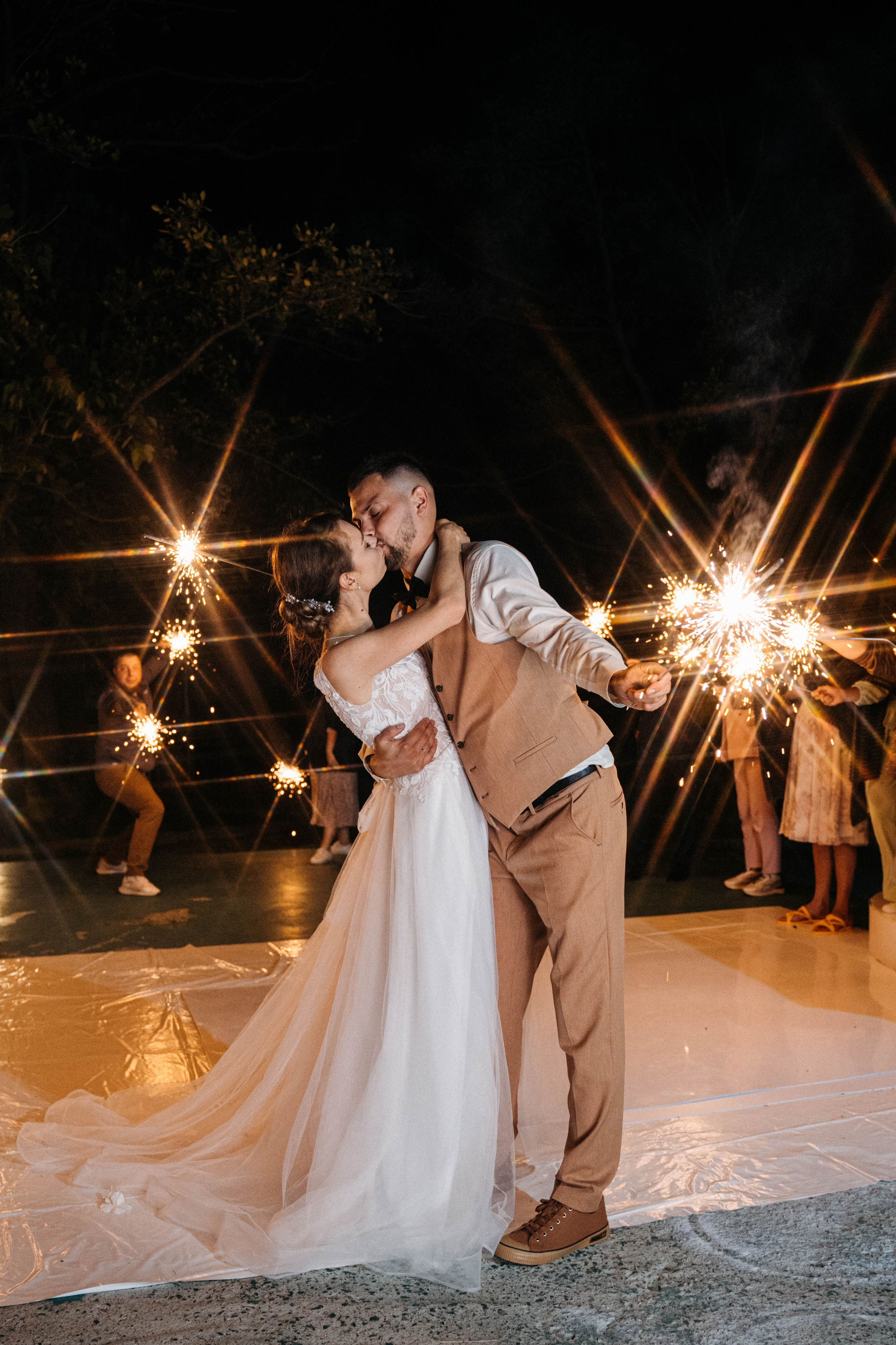 Свадьбы. Беккер Таня