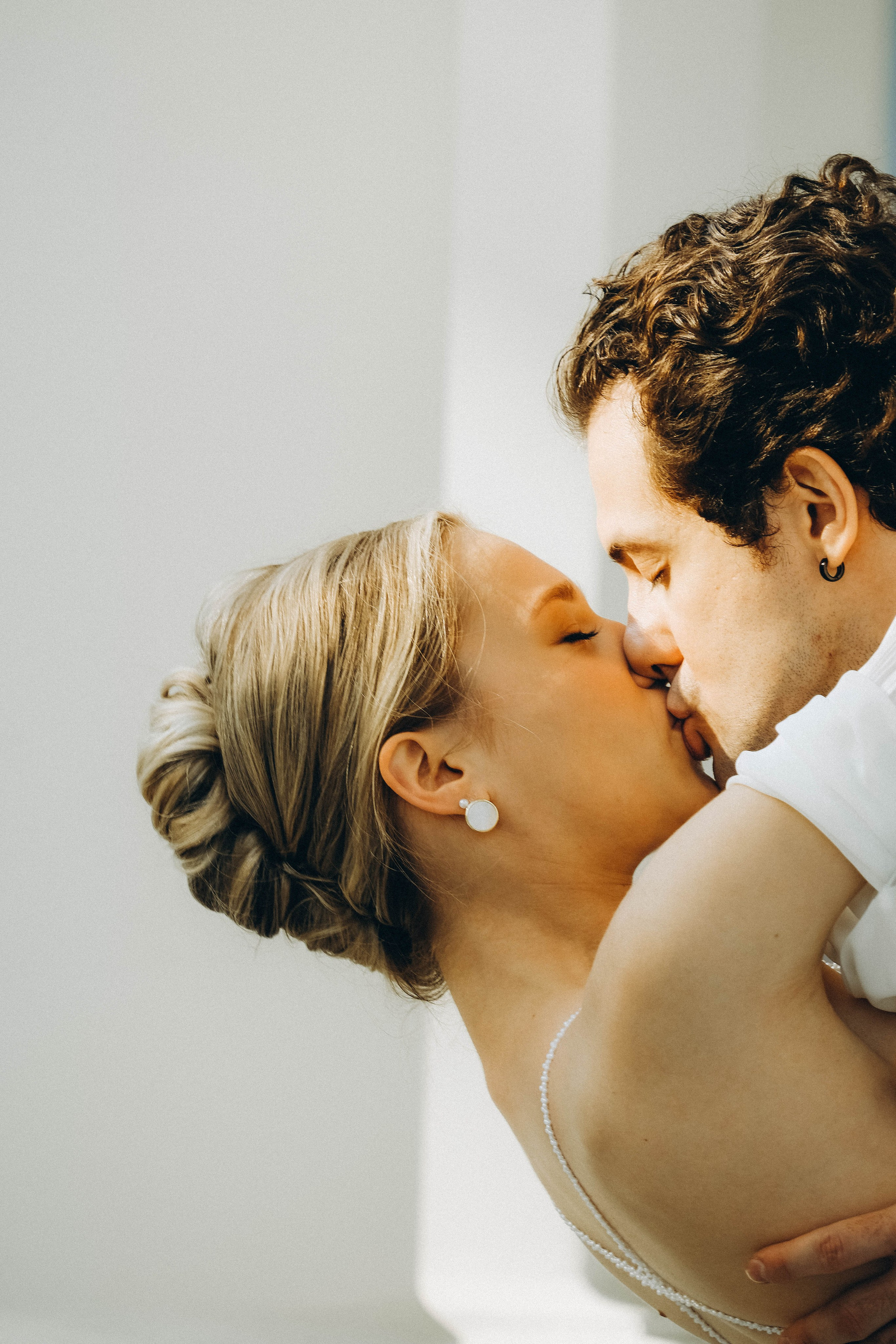 СВАДЕБНАЯ СЬЕМКА В ПАРКЕ ОРАНИЕНБАУМ. Профессиональный фотограф, Санкт-Петербург — Виктория Богомолова