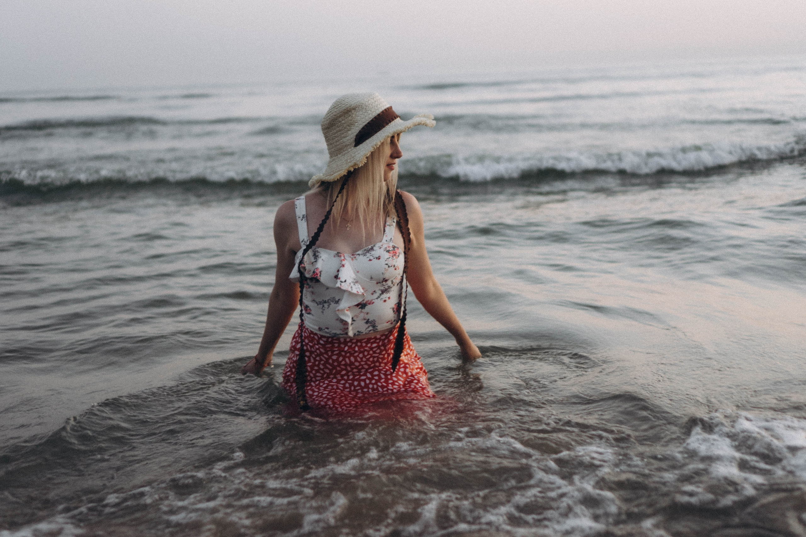 Июльский вечер на берегу черного моря. Профессиональный фотограф, Санкт-Петербург — Виктория Богомолова