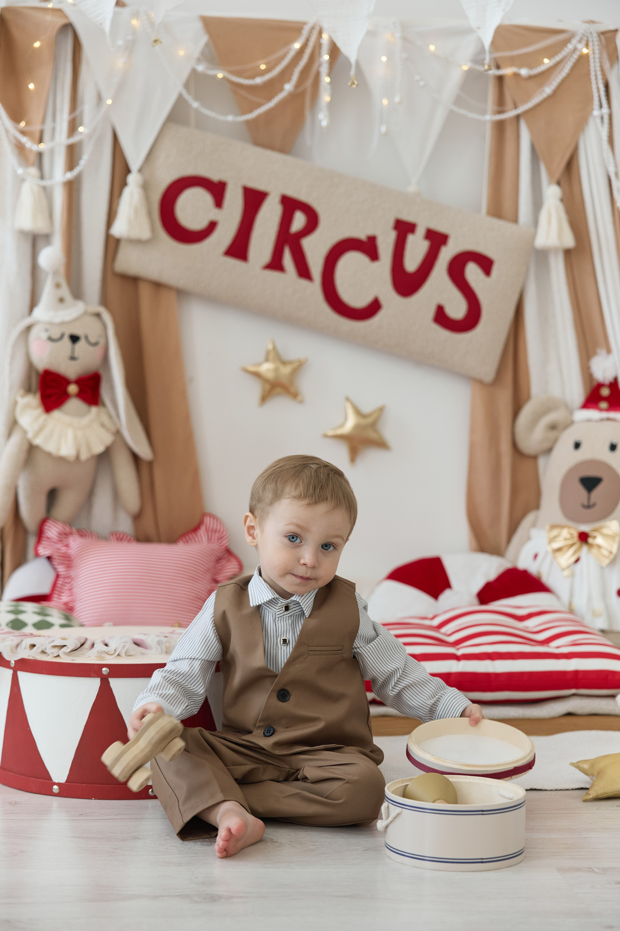 Руслан 2 годика. Kharchenkotatianaweddingphoto