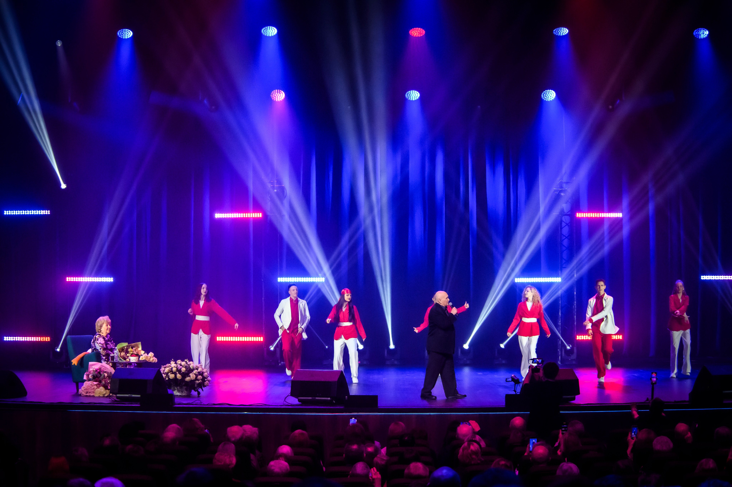 Лариса Рубальская — КЗ «Москва», Остров мечты. Бренд-фотограф для экспертов и блогеров в Москве Влада Горбовская