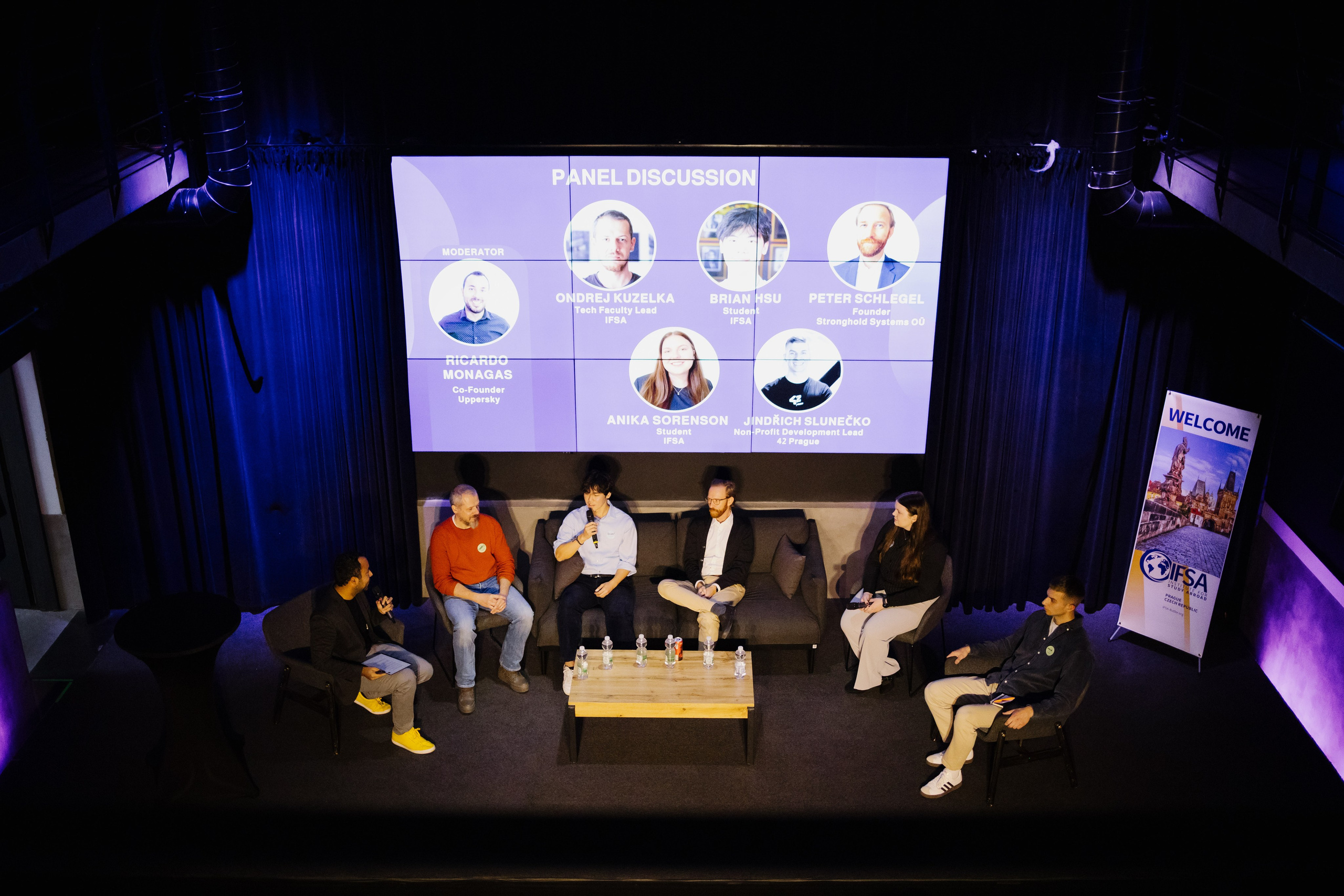 IFSA | Форум образования в эпоху ИИ. Фотограф в Праге Александр Пивоваров