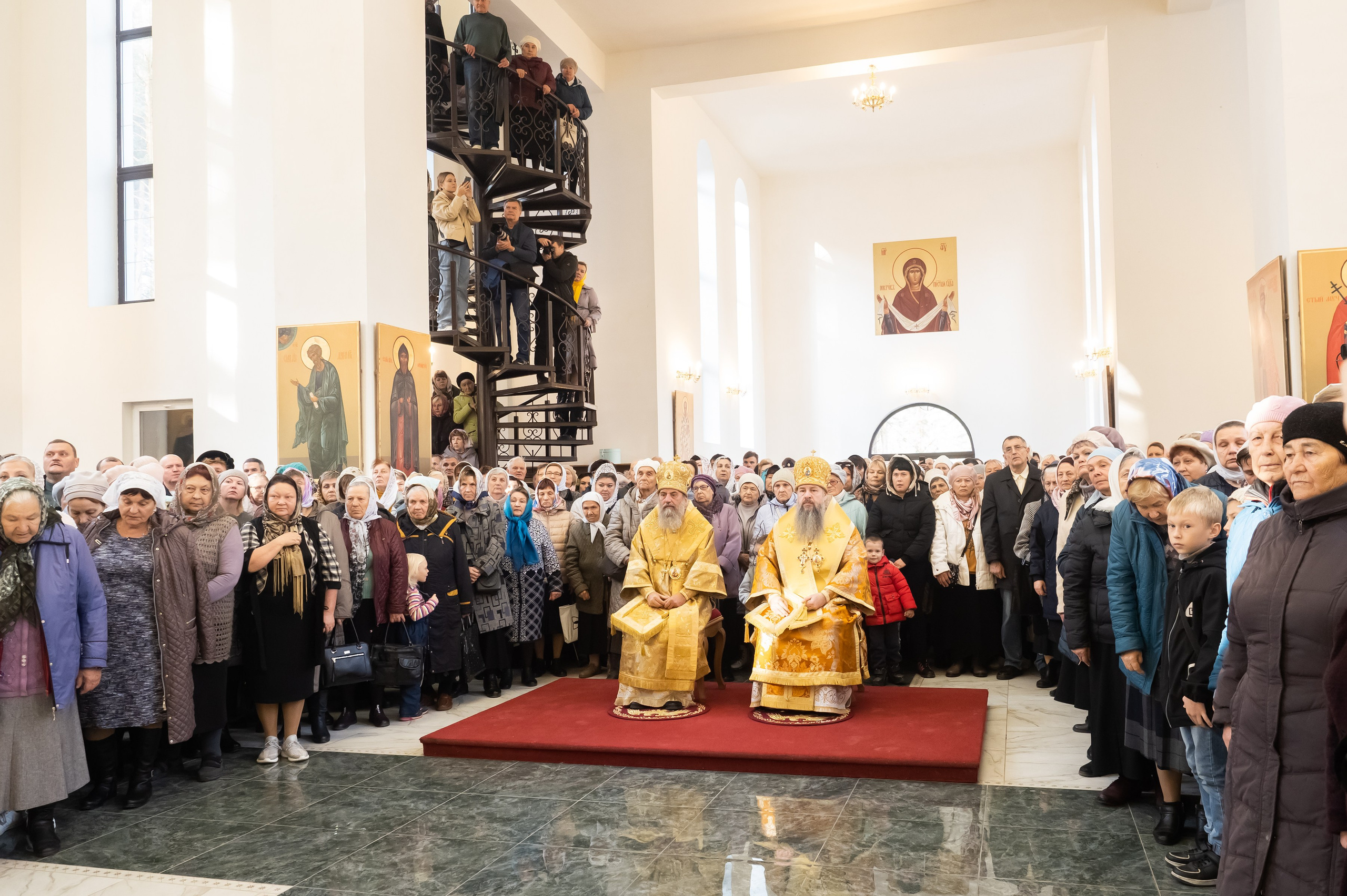 Открытие Храма Серафима Саровского. Репортажный, семейный и детский фотограф в Пензе и Заречном Арина Ермилова. Картины барельеф на заказ