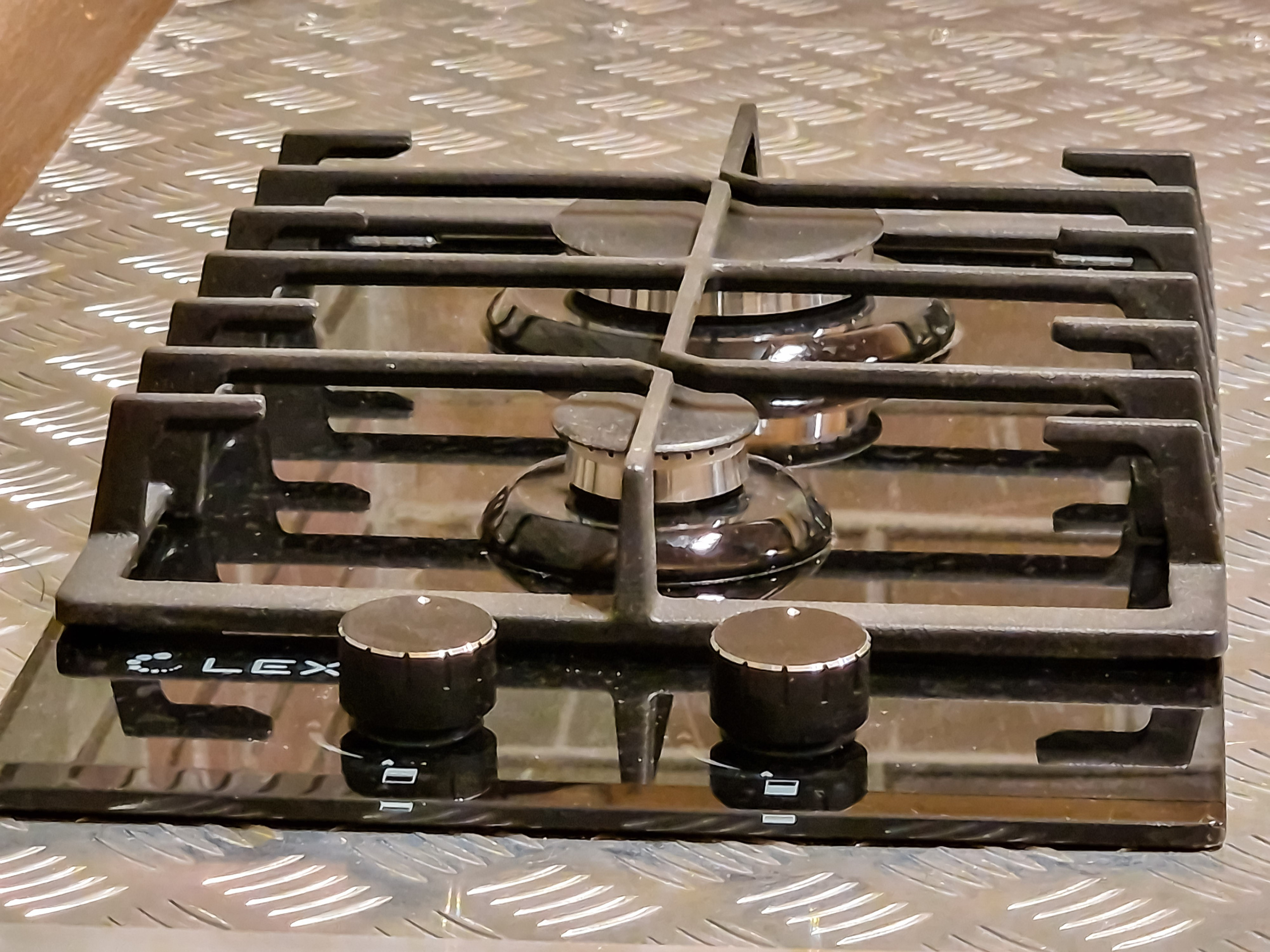 Новый гриль-домик. База на острове. Туристическая база отдыха «Островная» о Недоразумения