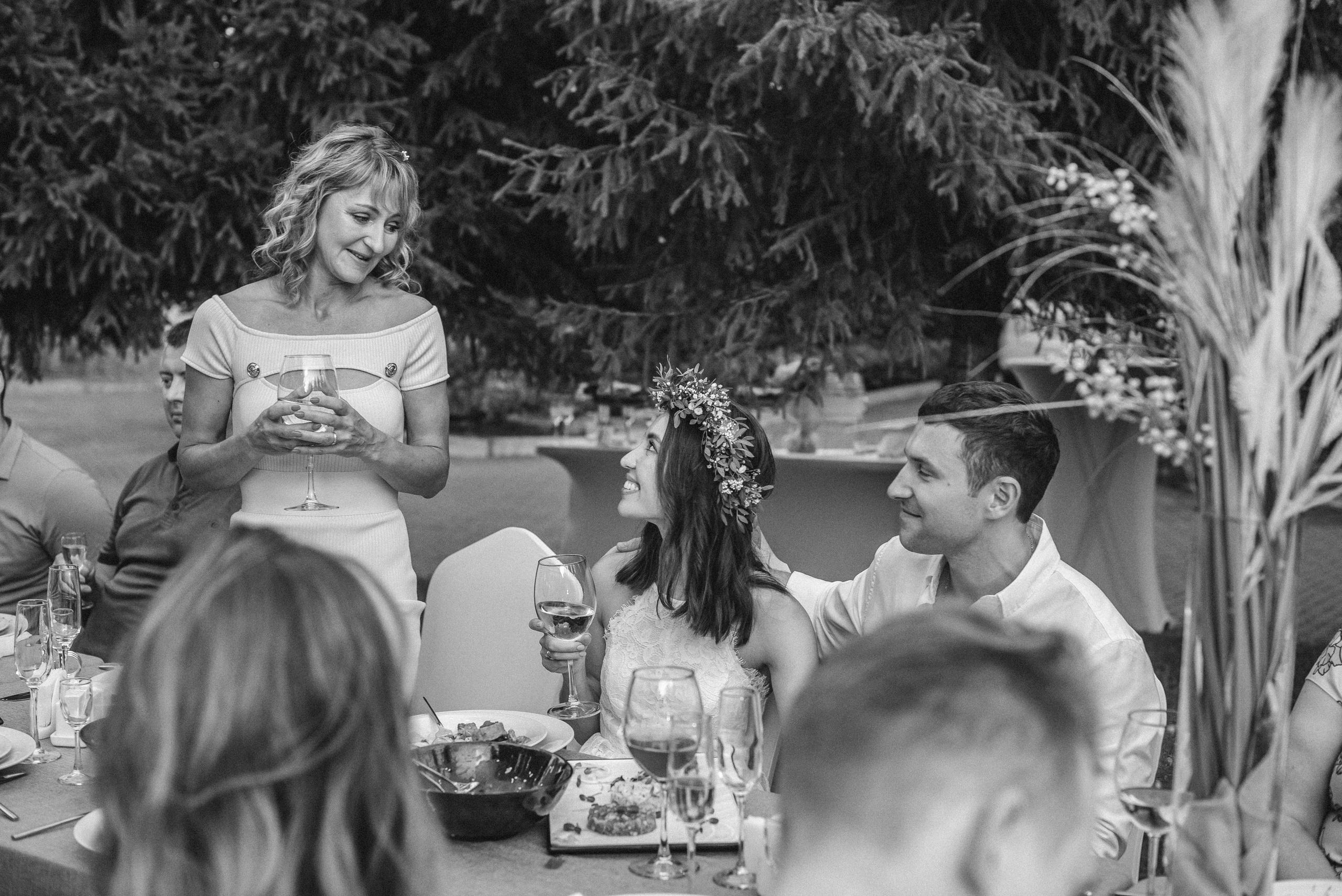 Prague Wedding Photographer | Natural Wedding Photography | Wedding Photography in Prague. Photographer in Prague Yara Kurkus