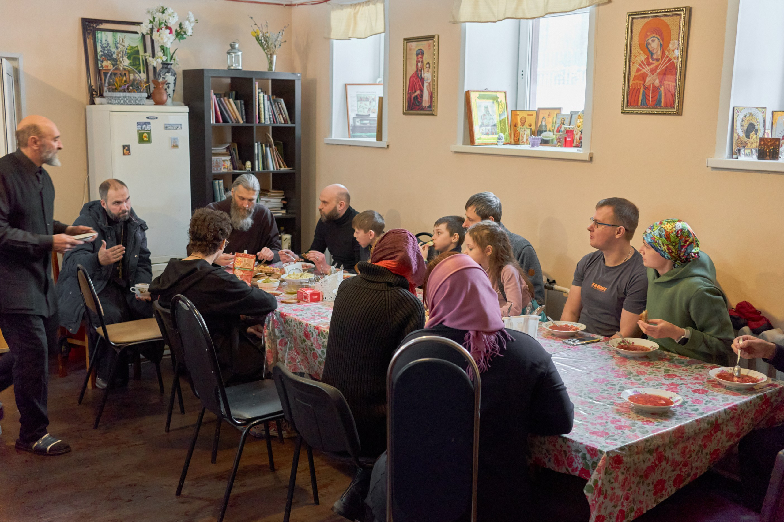 И малое число спасается. Vadim Sidorov