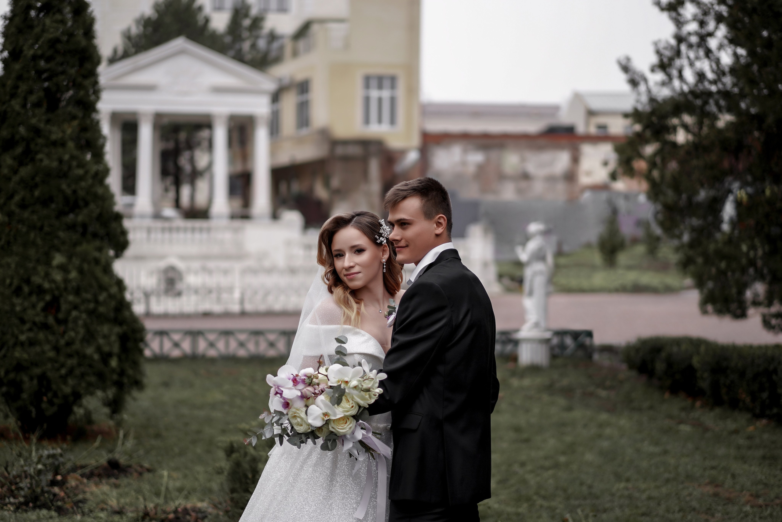 Свадебный фотограф Ростов-на-Дону, Батайск, Новочеркасск, Аксай. Сергей и Кристина в парке Максима Горького. Свадебный фотограф в Ростове-на-Дону. Таинство Крещения и Венчания, семейные фотосессии. Алёна Чёботова