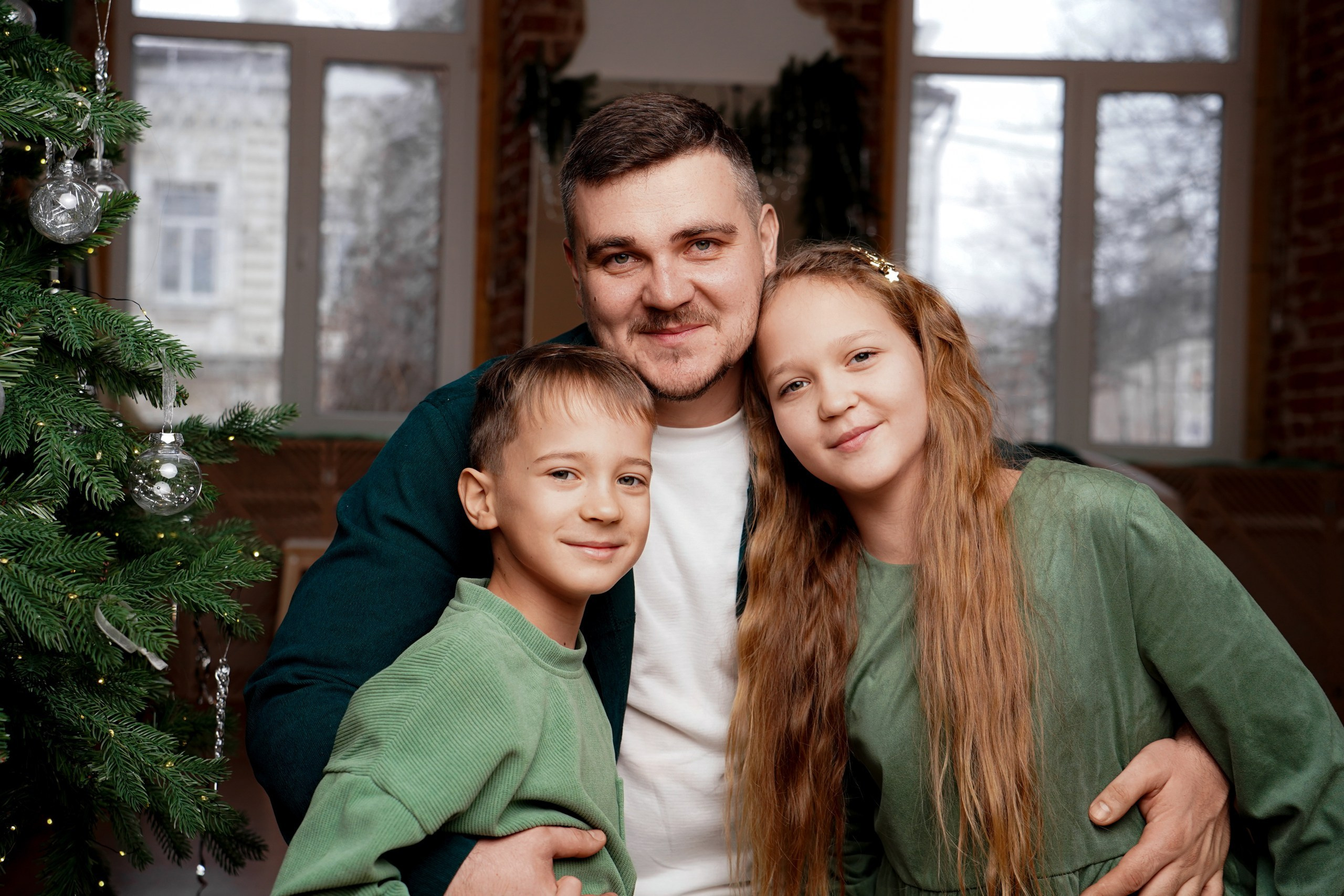 Семейная экспресс-фотосессия в фотостудии Тепло. Новочеркасск. Свадебный фотограф в Ростове-на-Дону. Таинство Крещения и Венчания, семейные фотосессии. Алёна Чёботова